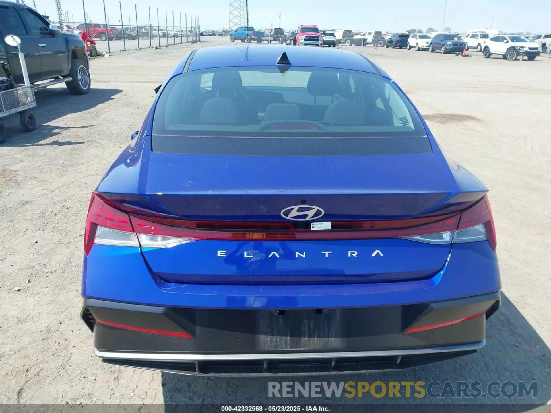 16 Photograph of a damaged car KMHLS4DG9SU898434 HYUNDAI ELANTRA 2025