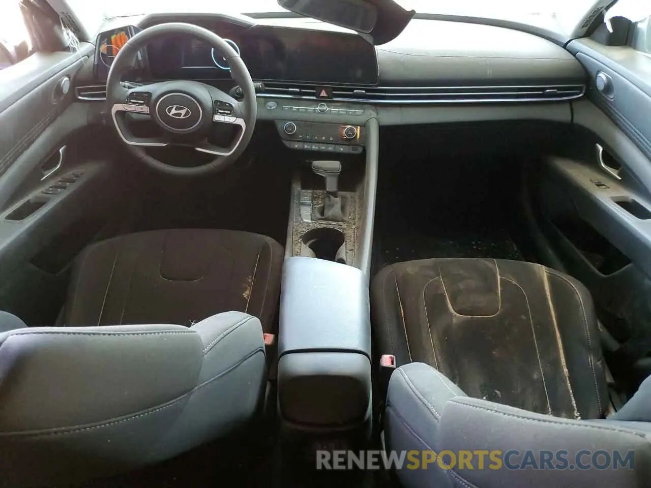 8 Photograph of a damaged car KMHLS4DGXSU890309 HYUNDAI ELANTRA 2025