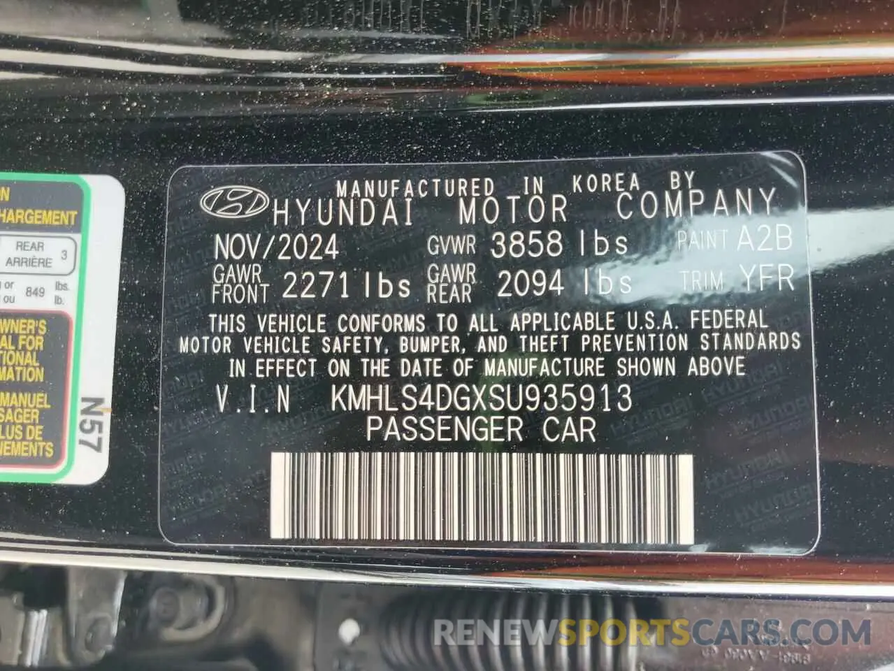 12 Photograph of a damaged car KMHLS4DGXSU935913 HYUNDAI ELANTRA 2025
