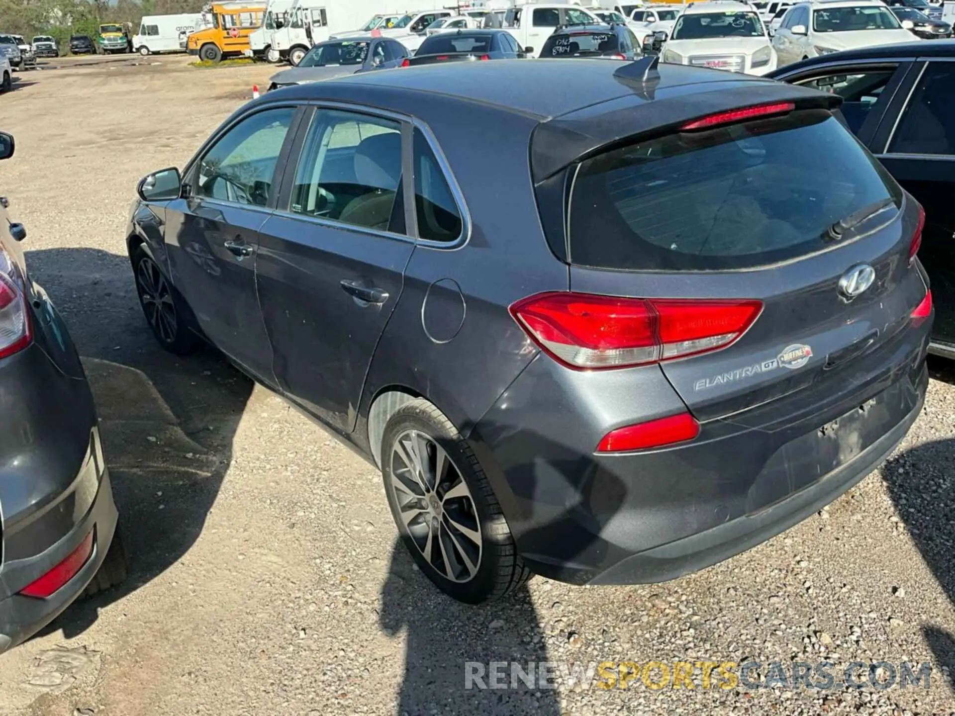 12 Photograph of a damaged car KMHH35LE2KU104138 HYUNDAI ELANTRA GT 2019