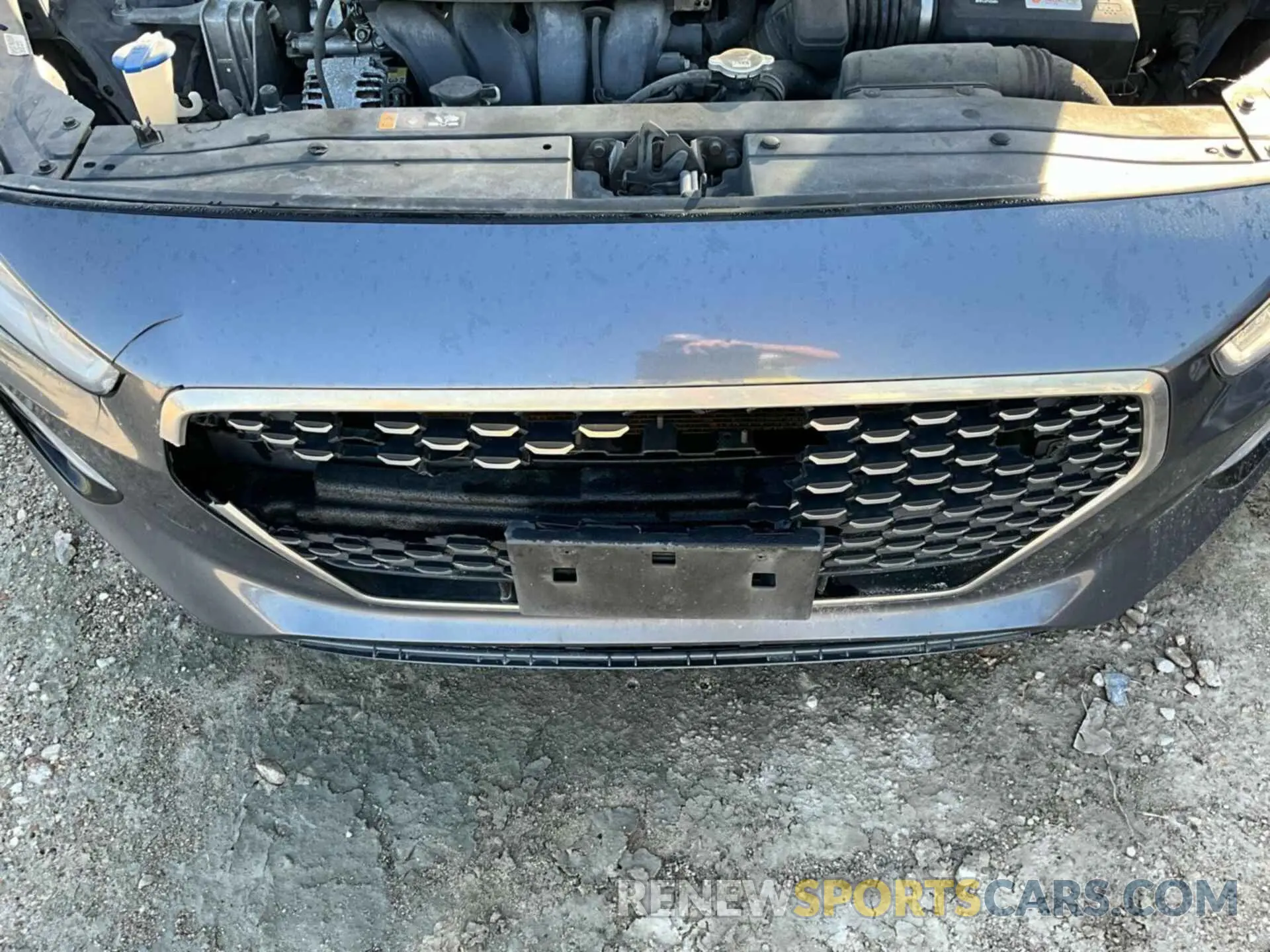 16 Photograph of a damaged car KMHH35LE2KU104138 HYUNDAI ELANTRA GT 2019