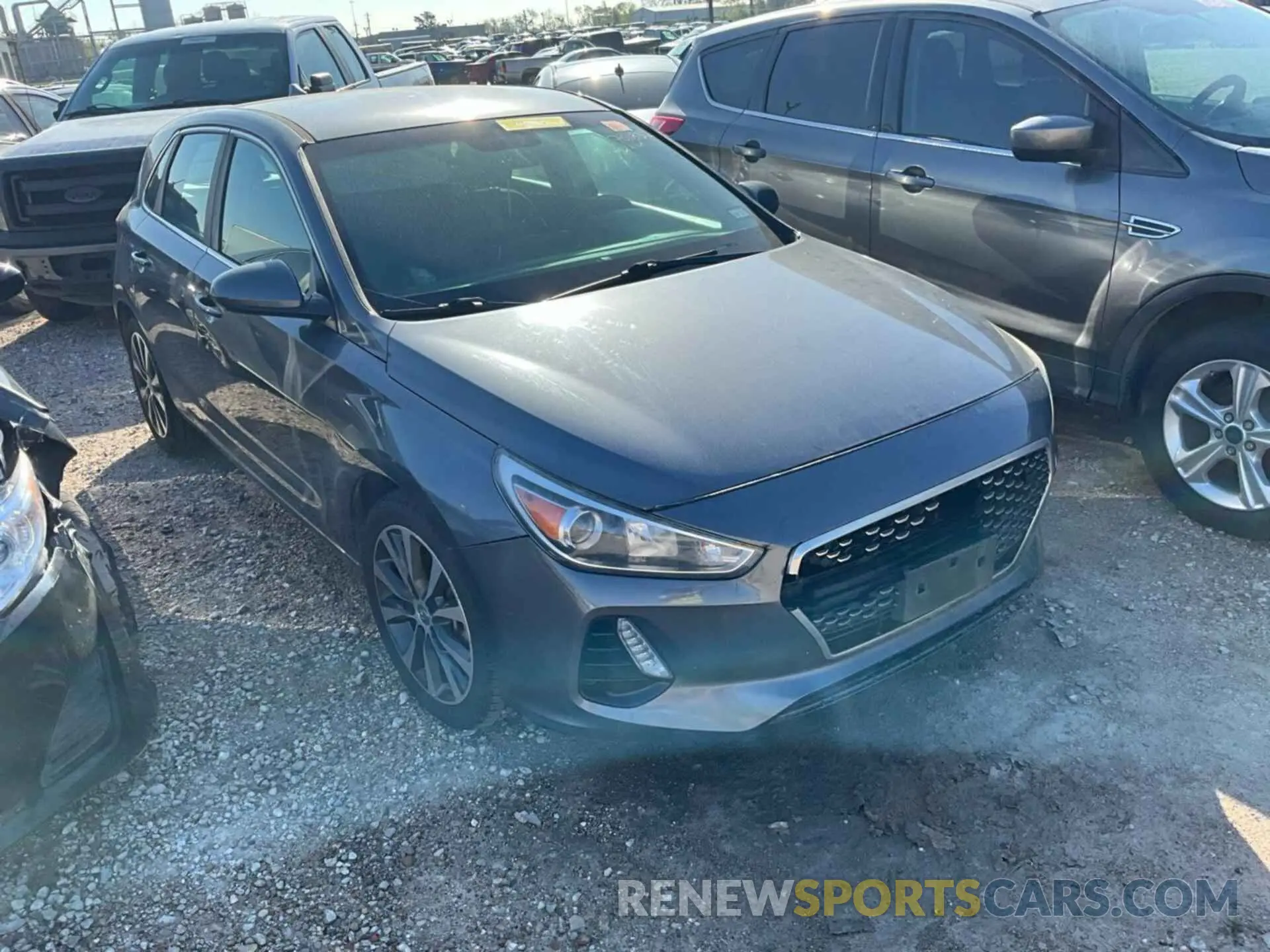 20 Photograph of a damaged car KMHH35LE2KU104138 HYUNDAI ELANTRA GT 2019