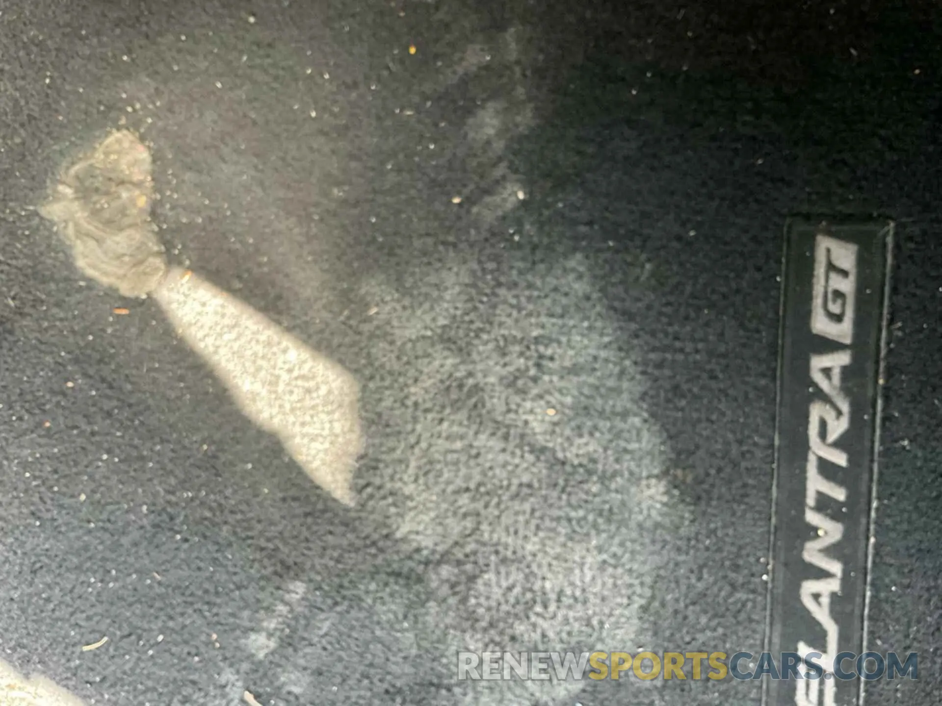 25 Photograph of a damaged car KMHH35LE2KU104138 HYUNDAI ELANTRA GT 2019