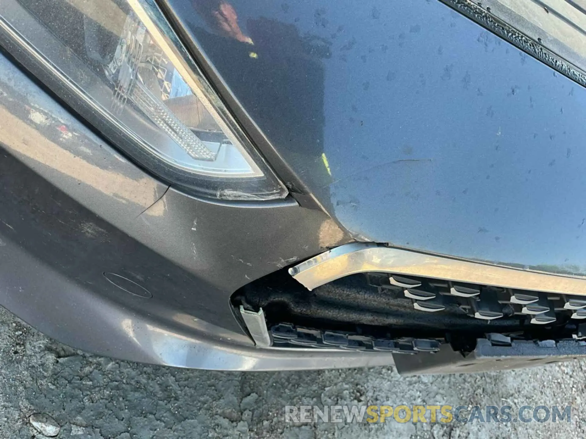8 Photograph of a damaged car KMHH35LE2KU104138 HYUNDAI ELANTRA GT 2019