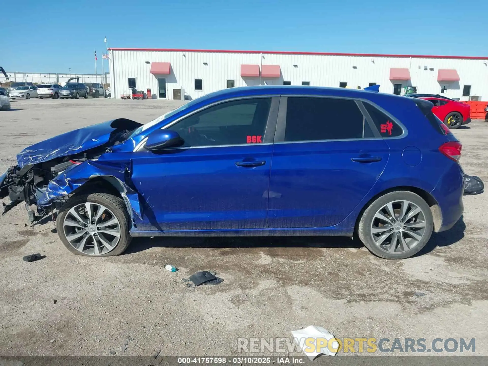 14 Photograph of a damaged car KMHH35LE4KU088198 HYUNDAI ELANTRA GT 2019