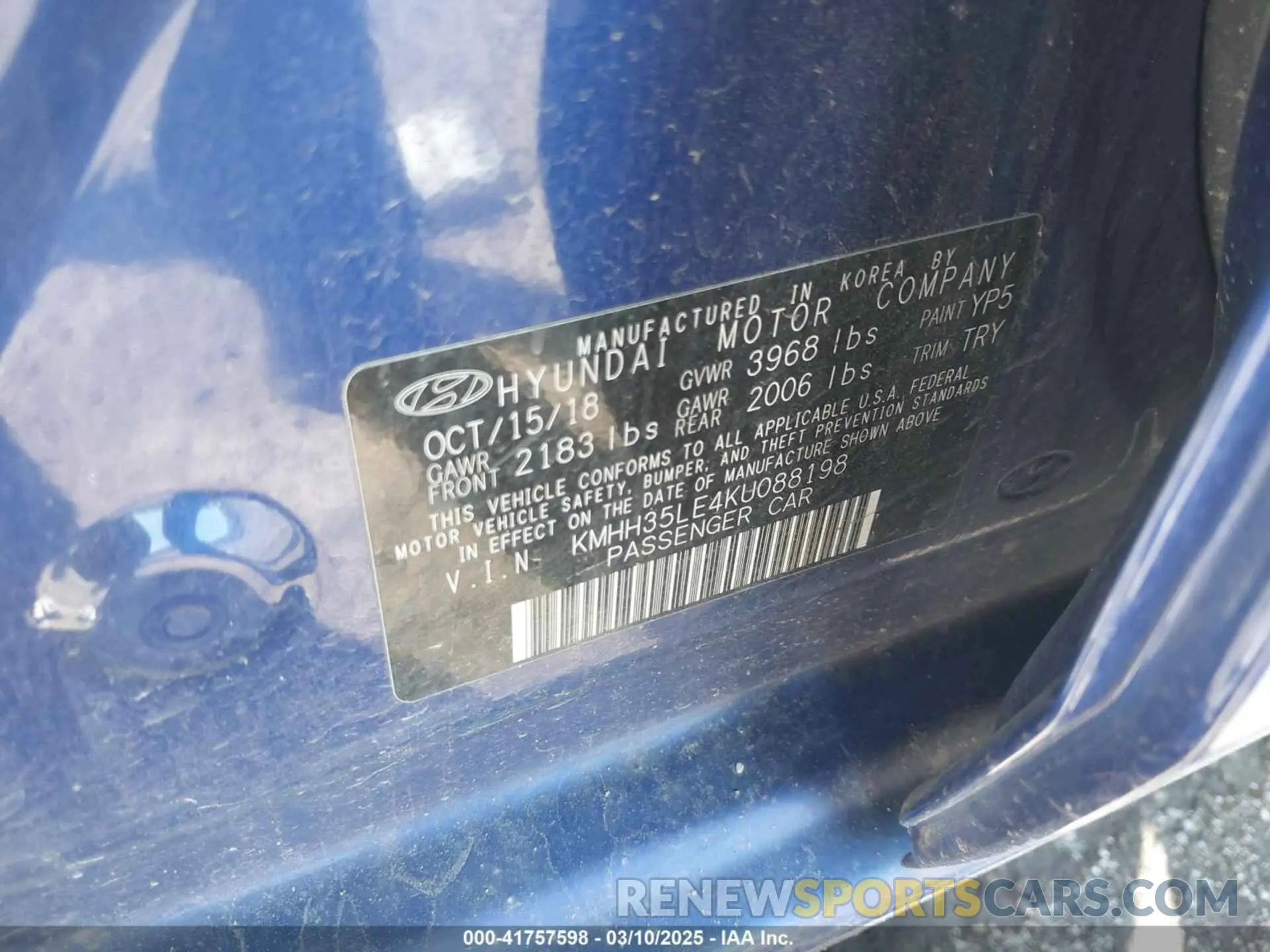 9 Photograph of a damaged car KMHH35LE4KU088198 HYUNDAI ELANTRA GT 2019