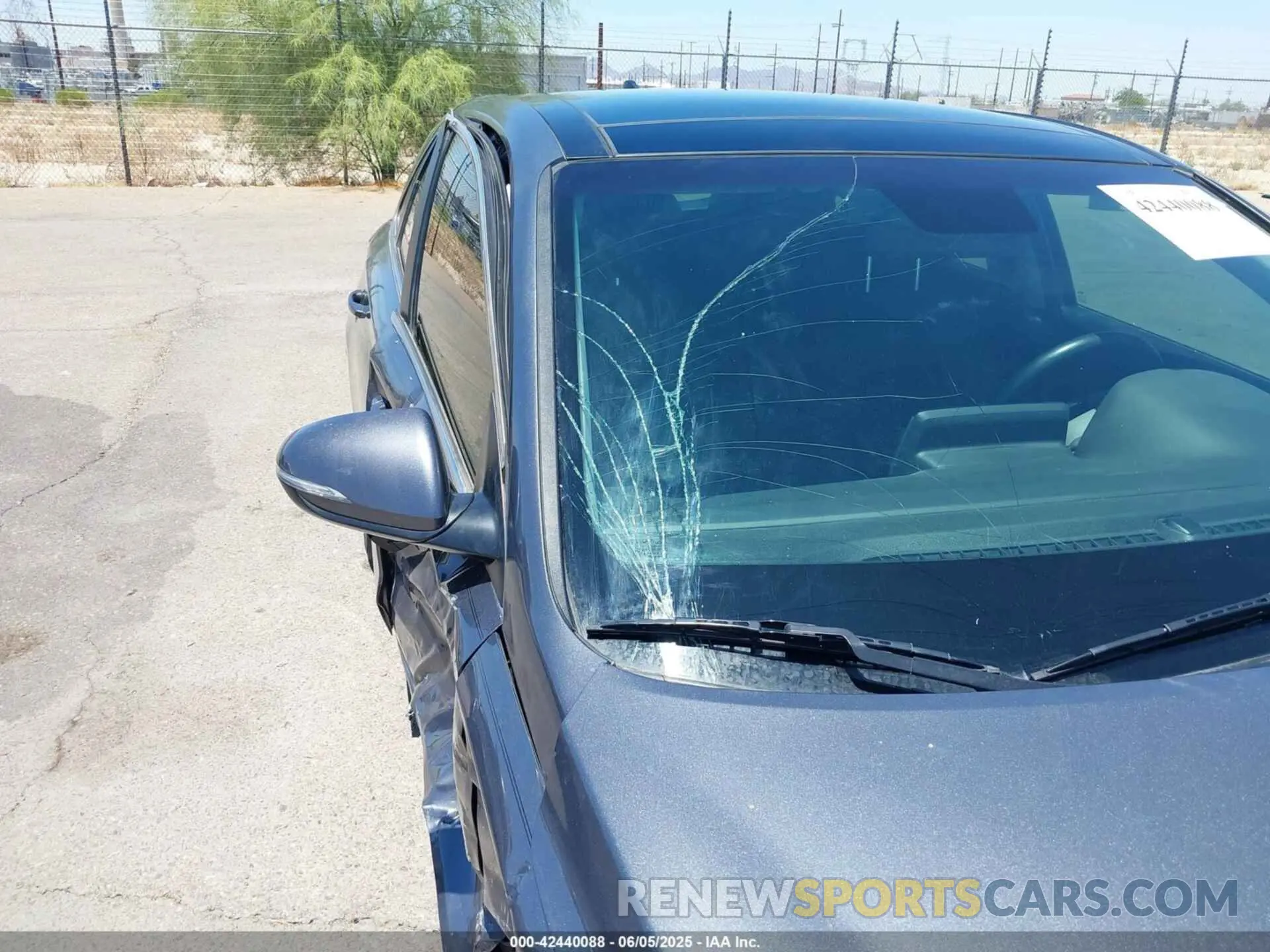 17 Photograph of a damaged car KMHH35LE6KU109519 HYUNDAI ELANTRA GT 2019