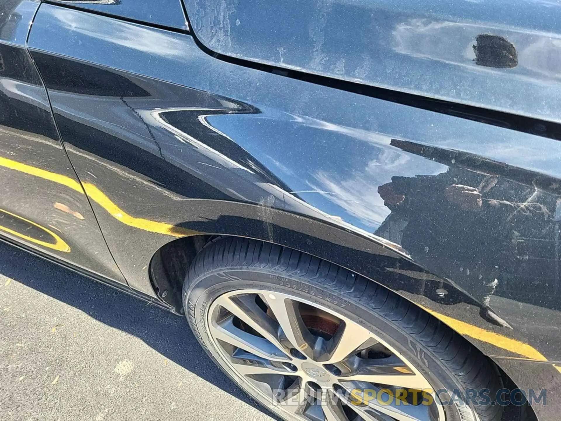 12 Photograph of a damaged car KMHH35LE9KU104055 HYUNDAI ELANTRA GT 2019