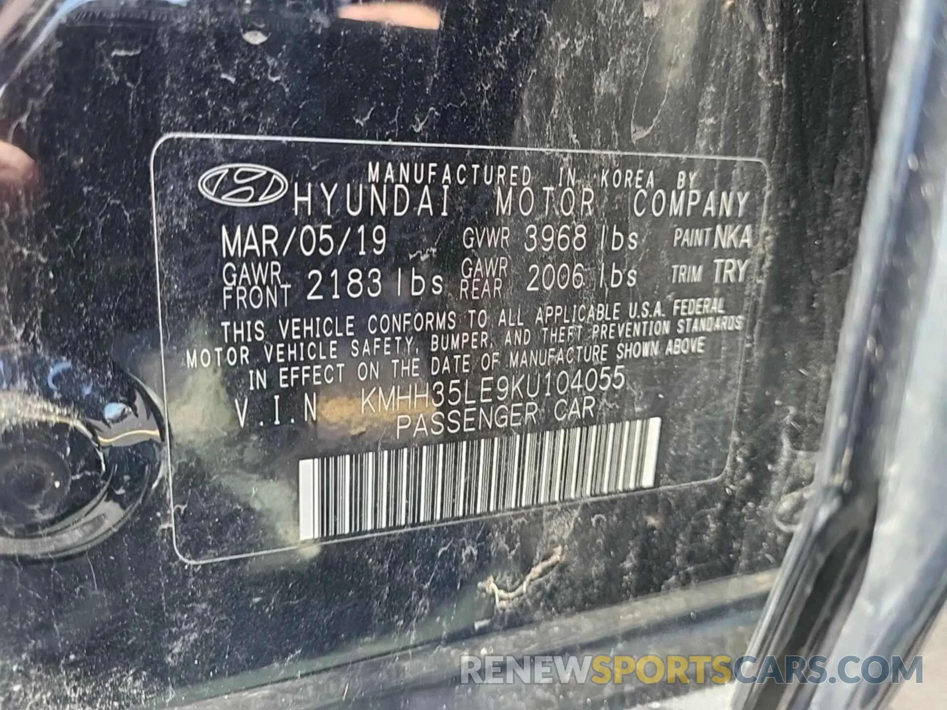 21 Photograph of a damaged car KMHH35LE9KU104055 HYUNDAI ELANTRA GT 2019