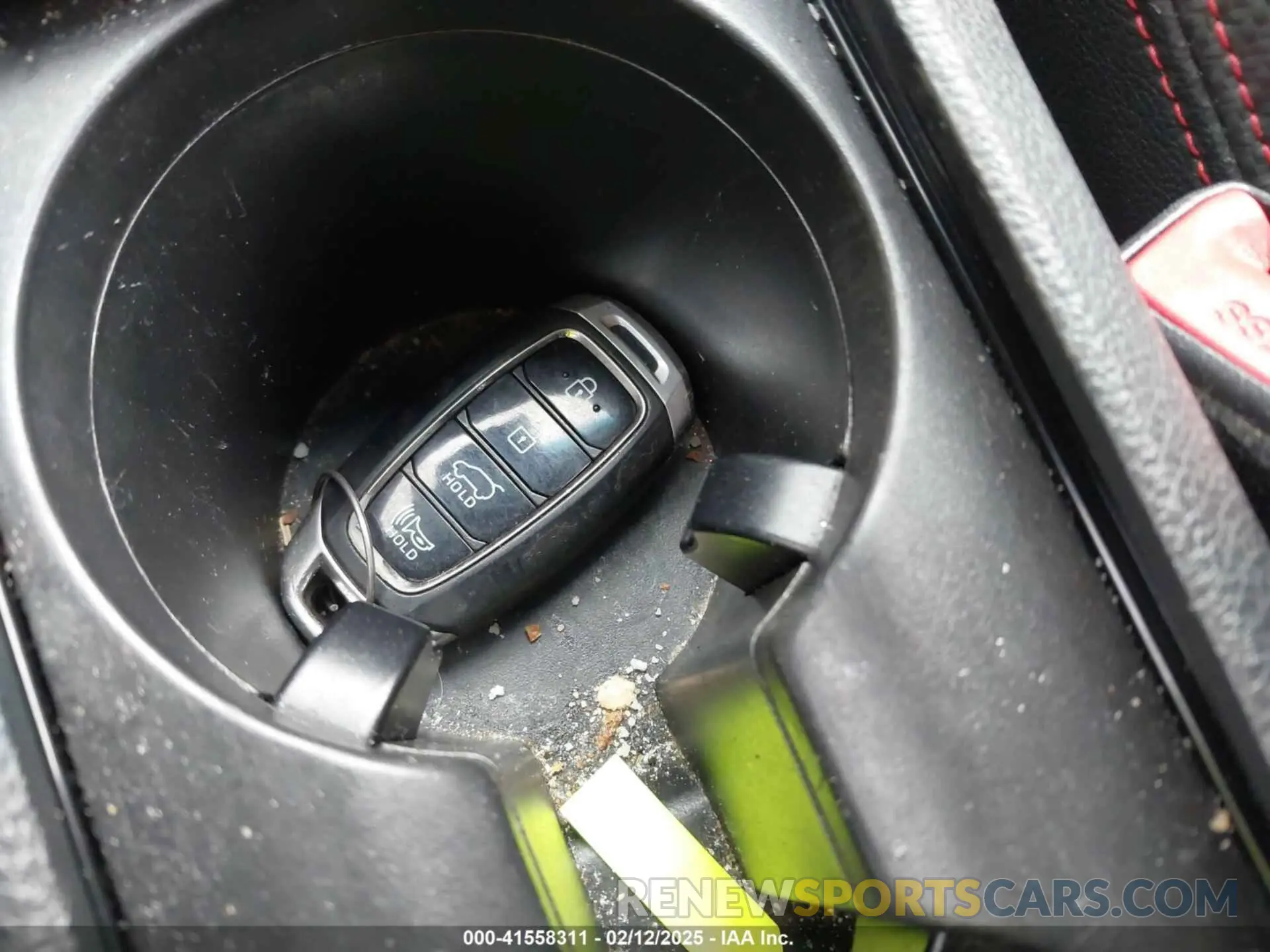 11 Photograph of a damaged car KMHH55LC4KU106319 HYUNDAI ELANTRA GT 2019