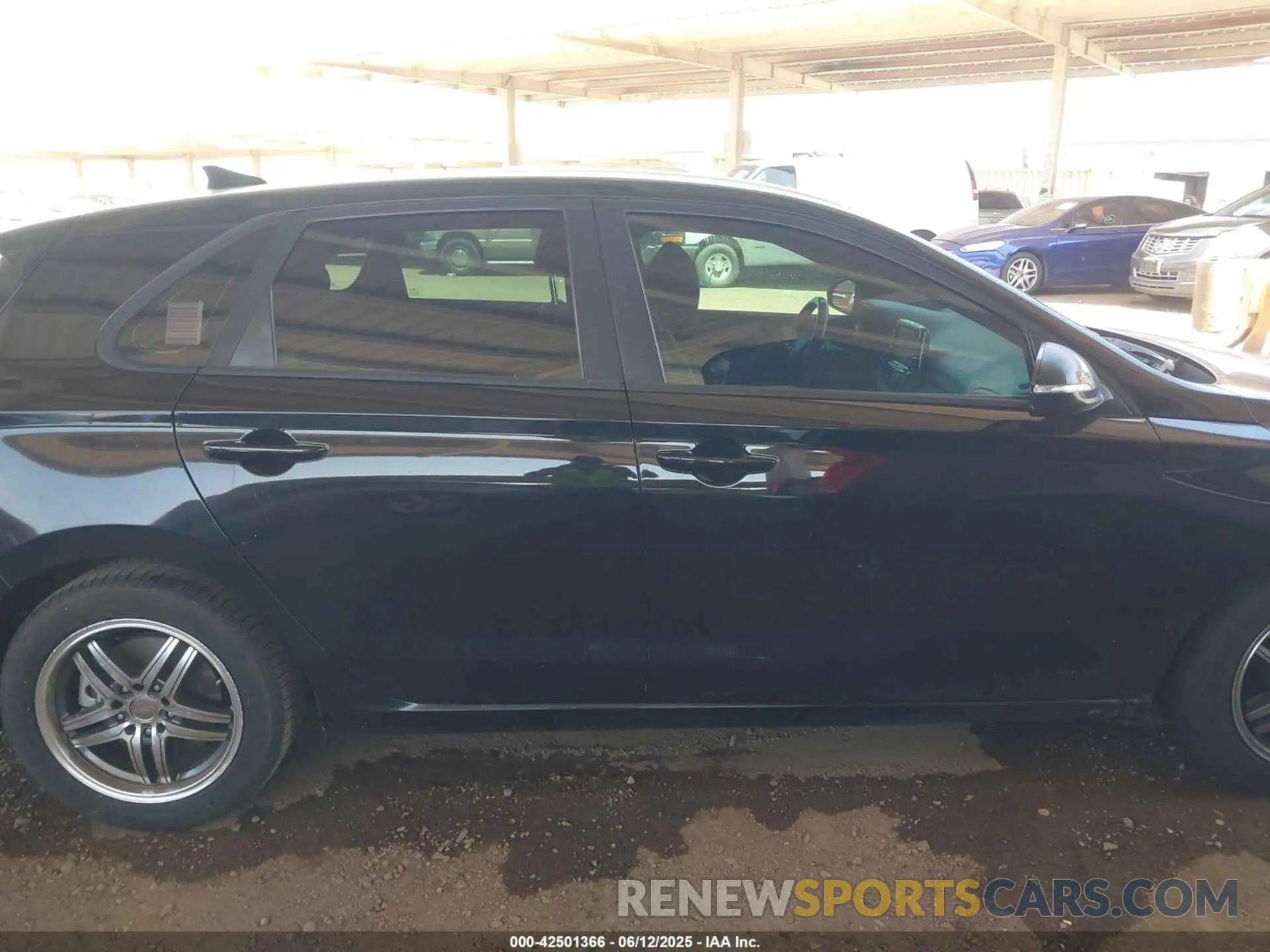 12 Photograph of a damaged car KMHH55LC9KU102007 HYUNDAI ELANTRA GT 2019