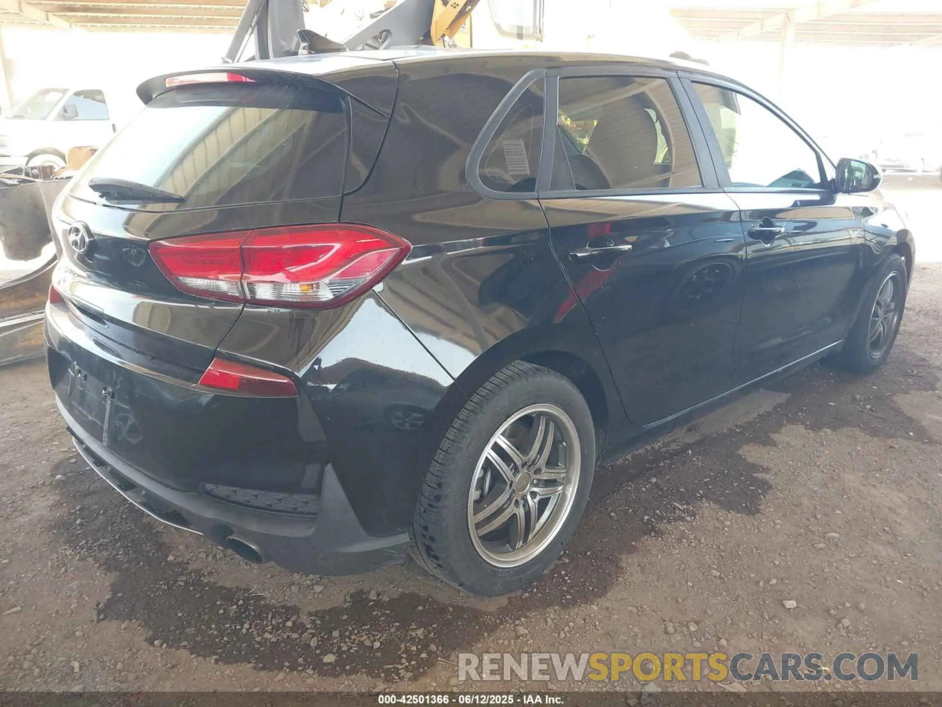 4 Photograph of a damaged car KMHH55LC9KU102007 HYUNDAI ELANTRA GT 2019