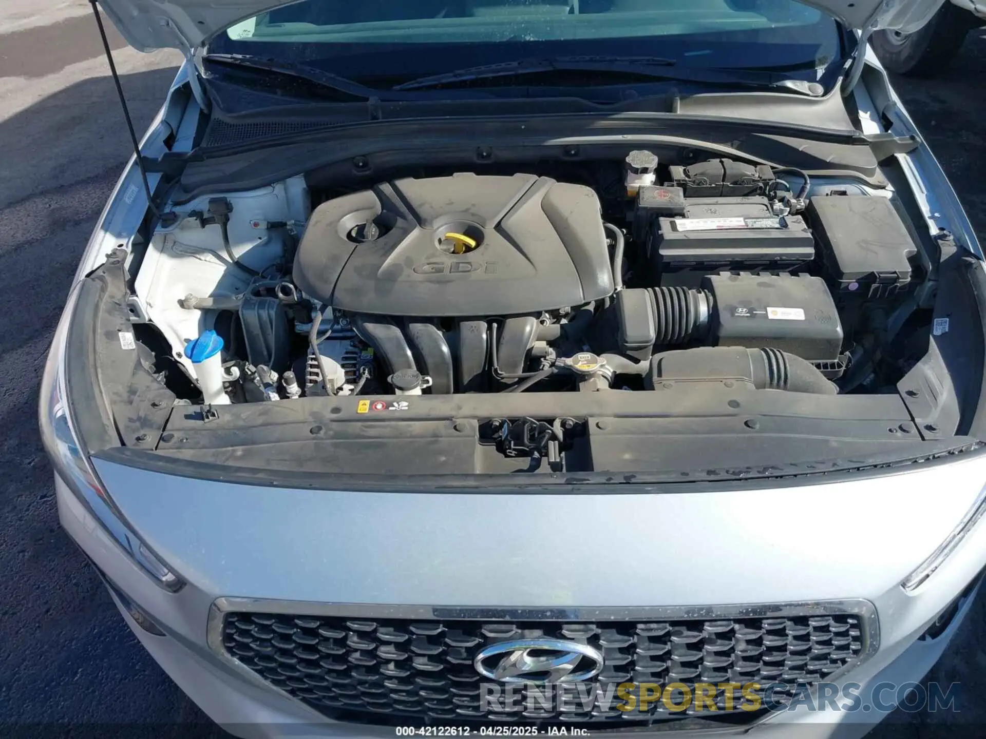 10 Photograph of a damaged car KMHH35LE2LU123905 HYUNDAI ELANTRA GT 2020