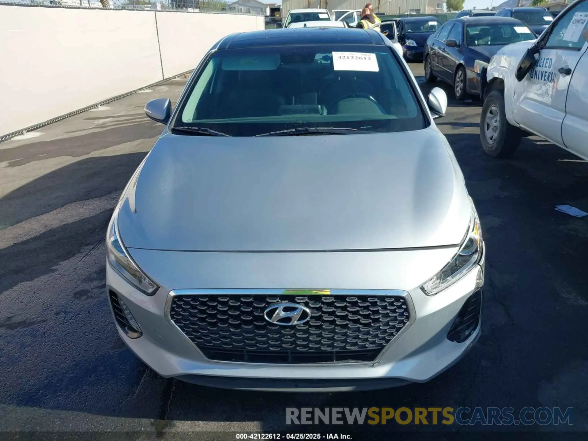 12 Photograph of a damaged car KMHH35LE2LU123905 HYUNDAI ELANTRA GT 2020
