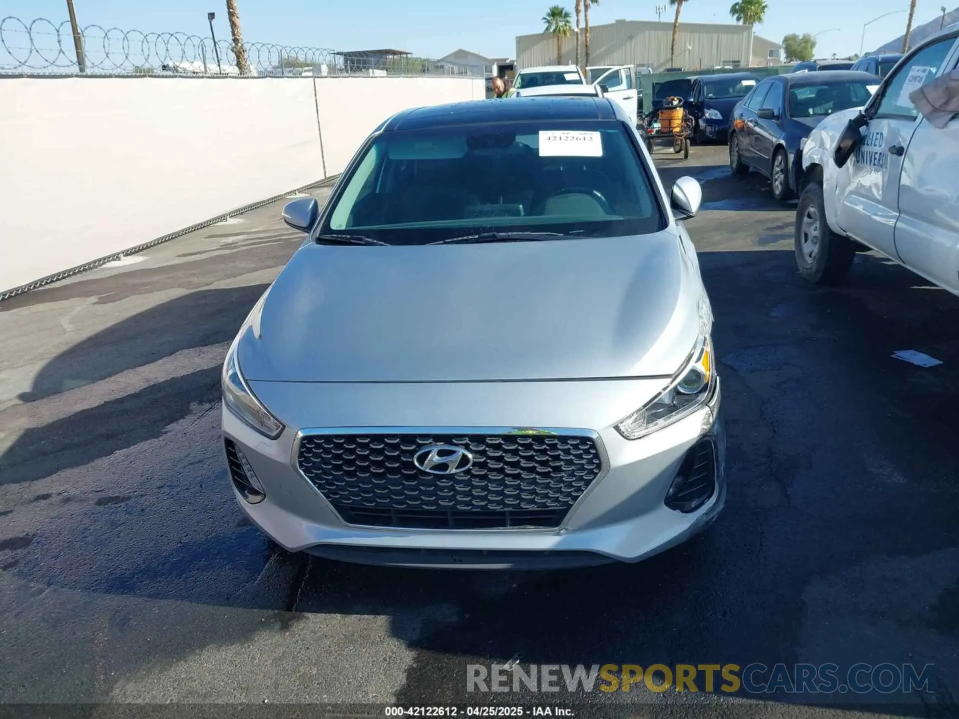 6 Photograph of a damaged car KMHH35LE2LU123905 HYUNDAI ELANTRA GT 2020