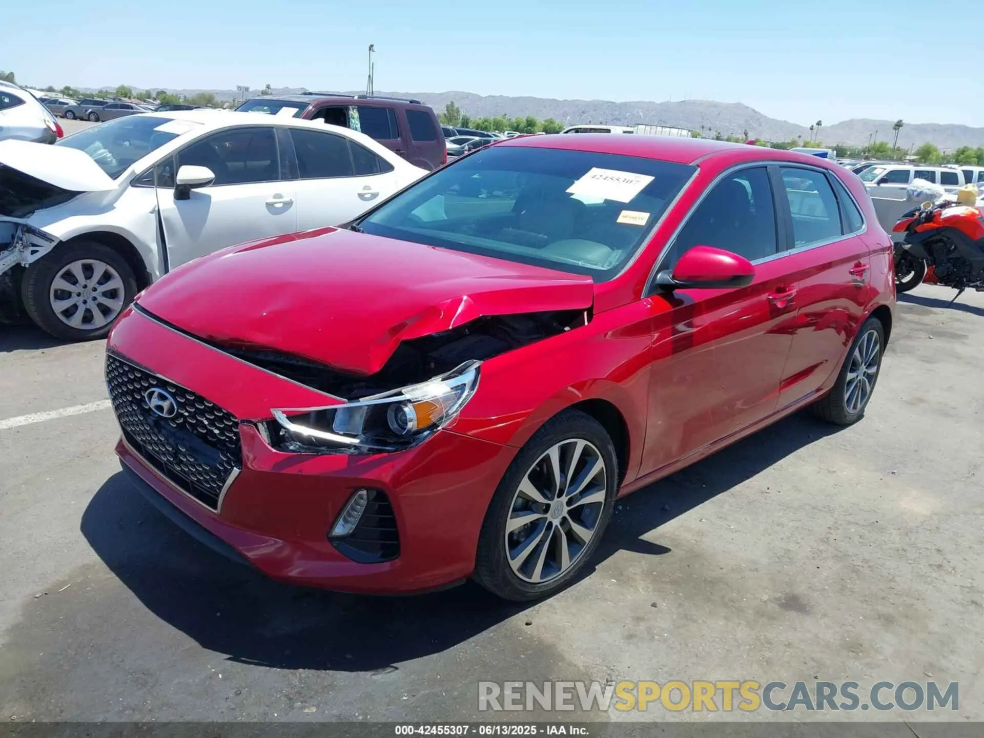 6 Photograph of a damaged car KMHH35LE4LU129737 HYUNDAI ELANTRA GT 2020