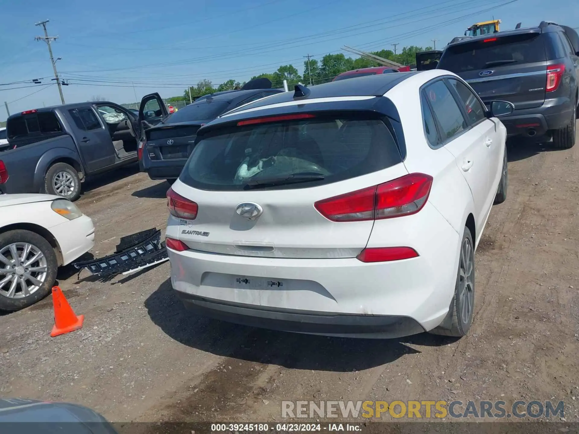 17 Photograph of a damaged car KMHH35LEXLU145974 HYUNDAI ELANTRA GT 2020