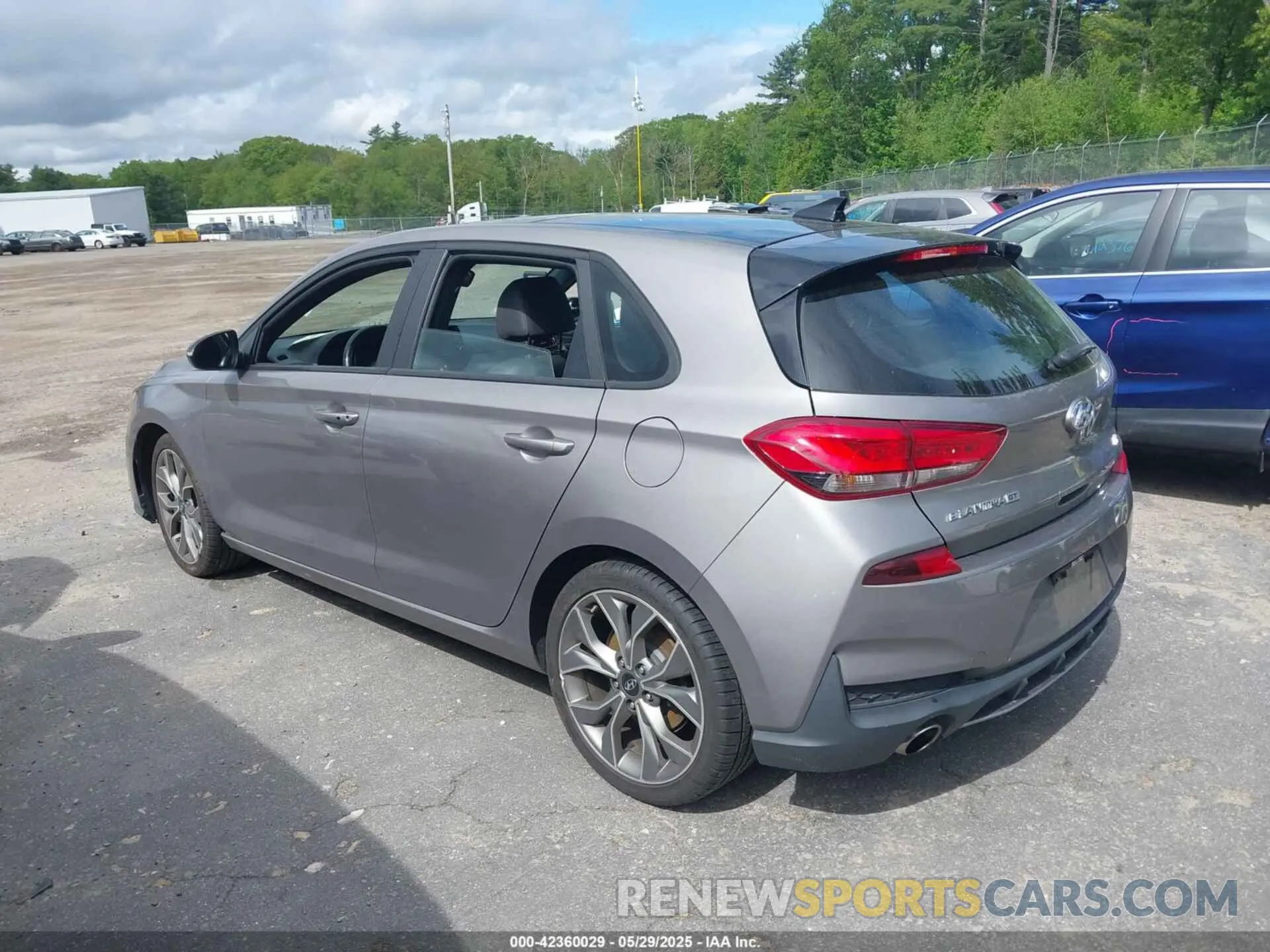 3 Photograph of a damaged car KMHH55LC0LU127377 HYUNDAI ELANTRA GT 2020