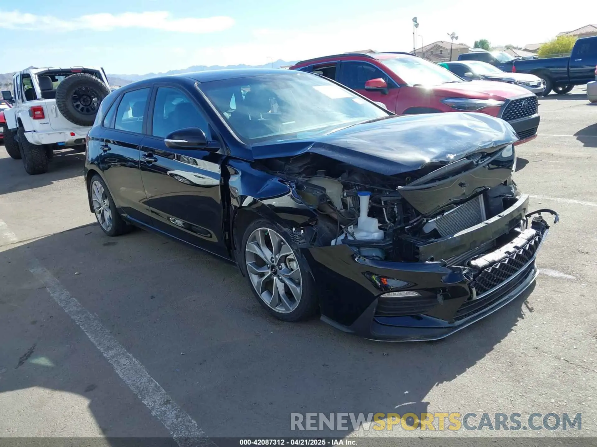1 Photograph of a damaged car KMHH55LC0LU135575 HYUNDAI ELANTRA GT 2020