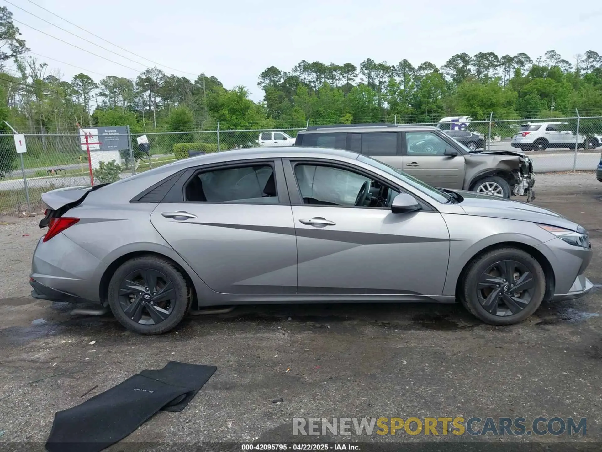 12 Photograph of a damaged car KMHLM4AJ6MU007173 HYUNDAI ELANTRA HYBRID 2021