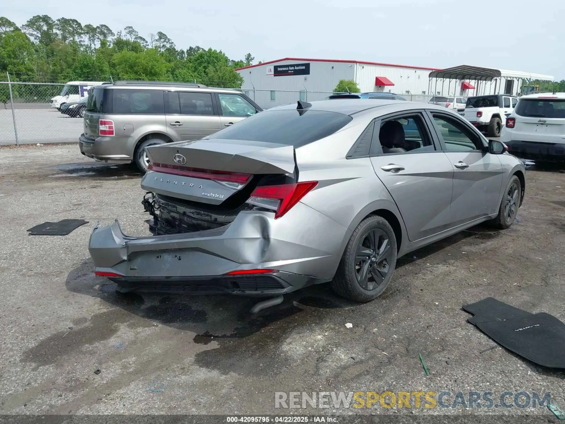 4 Photograph of a damaged car KMHLM4AJ6MU007173 HYUNDAI ELANTRA HYBRID 2021