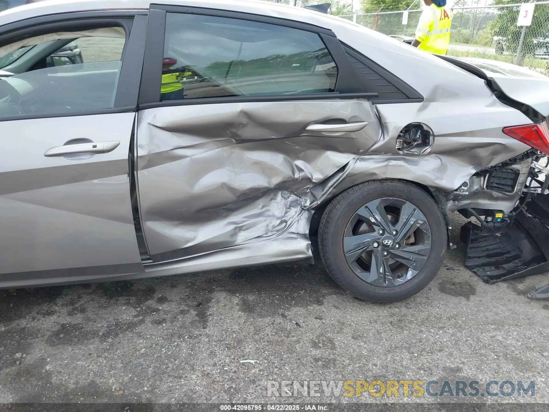 6 Photograph of a damaged car KMHLM4AJ6MU007173 HYUNDAI ELANTRA HYBRID 2021