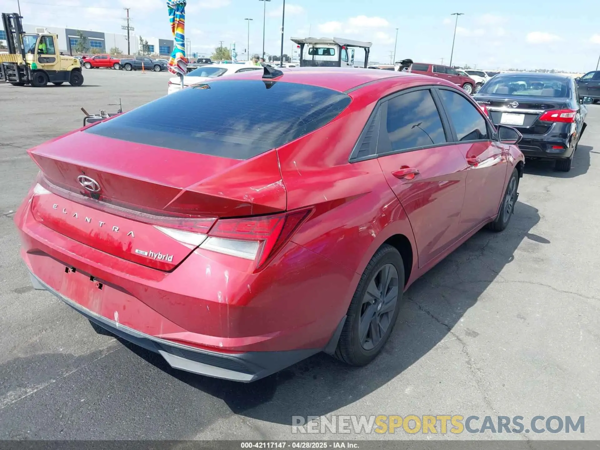 4 Photograph of a damaged car KMHLM4AJ7MU005318 HYUNDAI ELANTRA HYBRID 2021