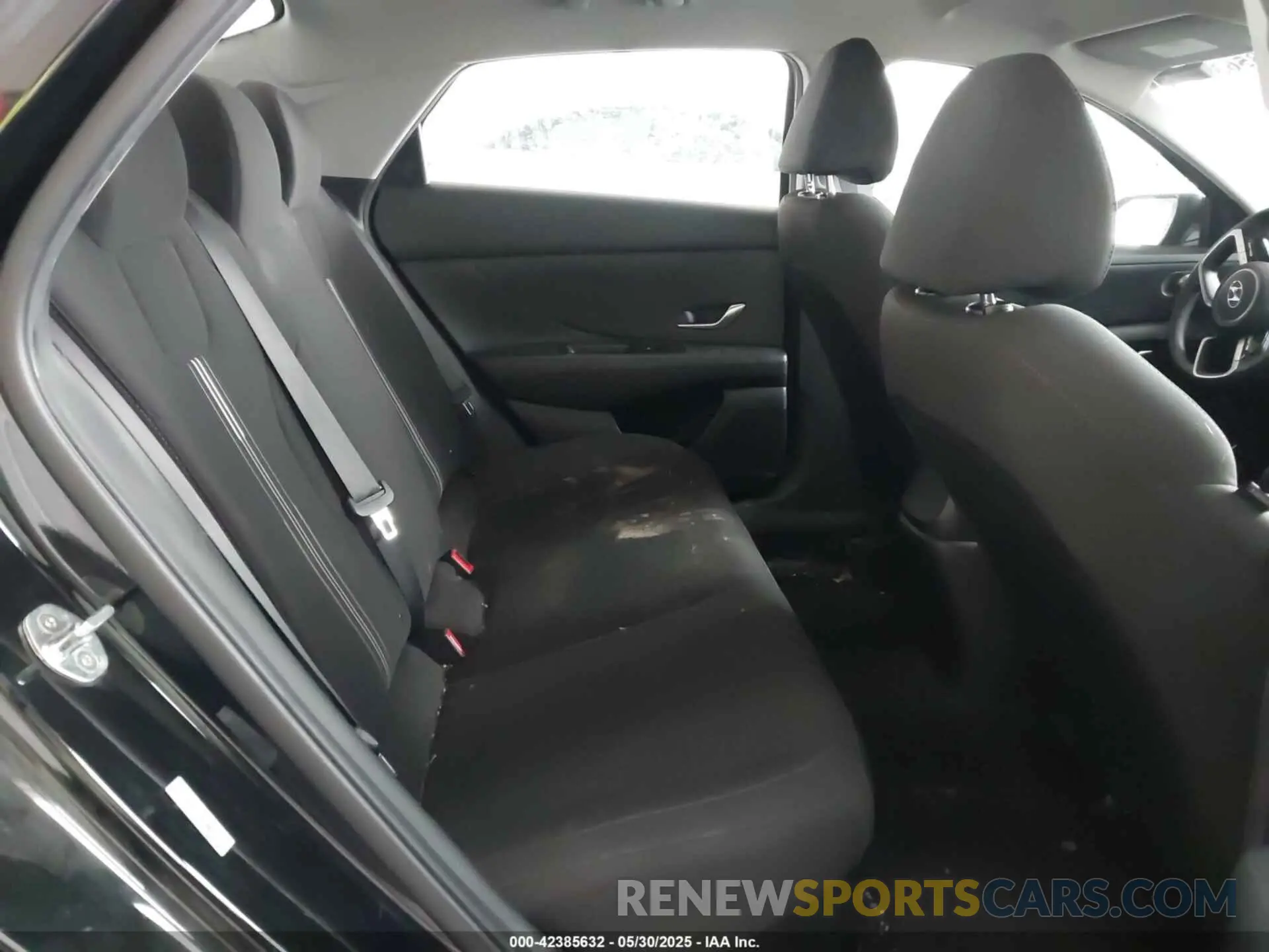 8 Photograph of a damaged car KMHLM4AJ8MU005392 HYUNDAI ELANTRA HYBRID 2021