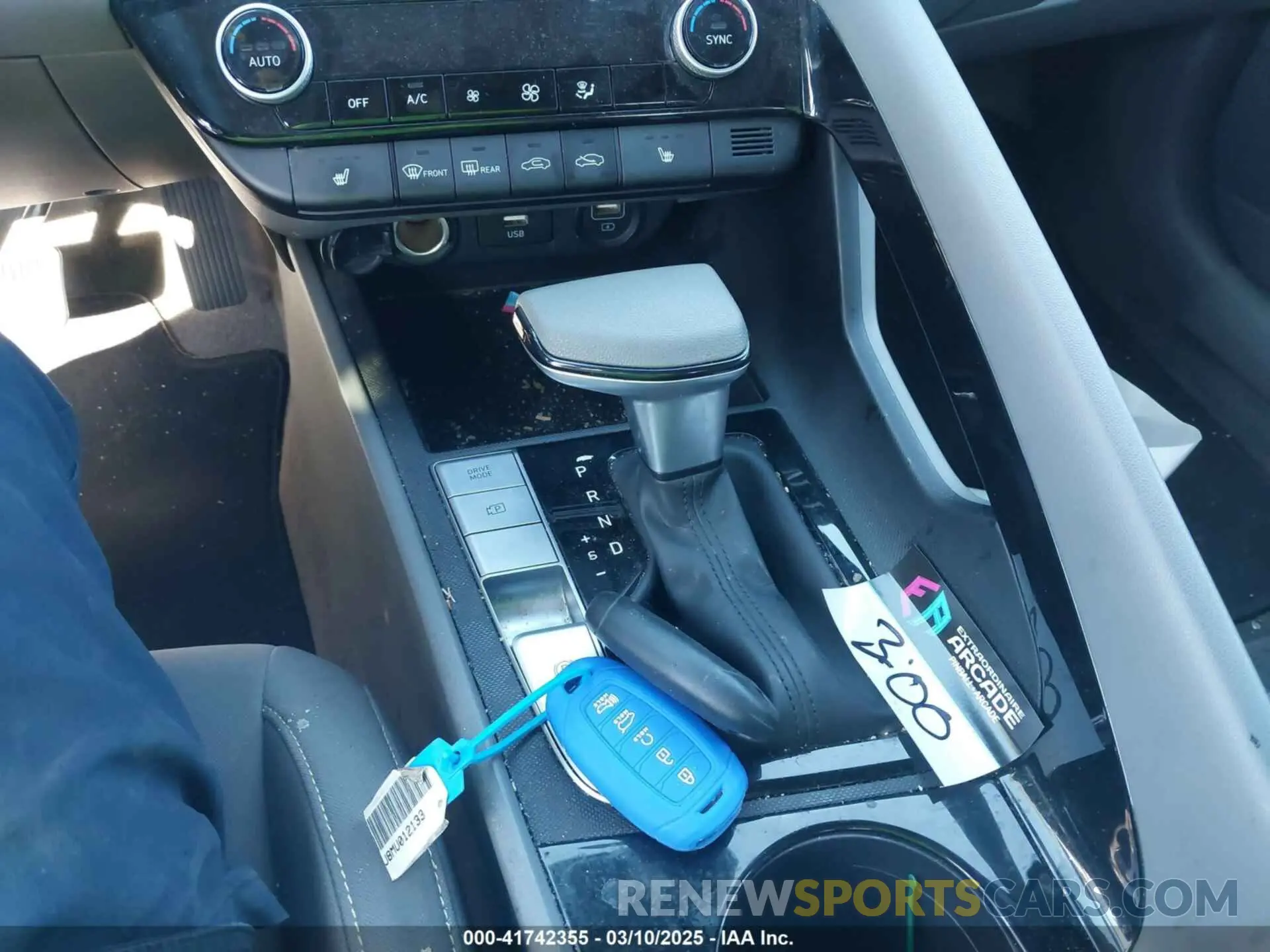 11 Photograph of a damaged car KMHLM4AJ8MU012133 HYUNDAI ELANTRA HYBRID 2021