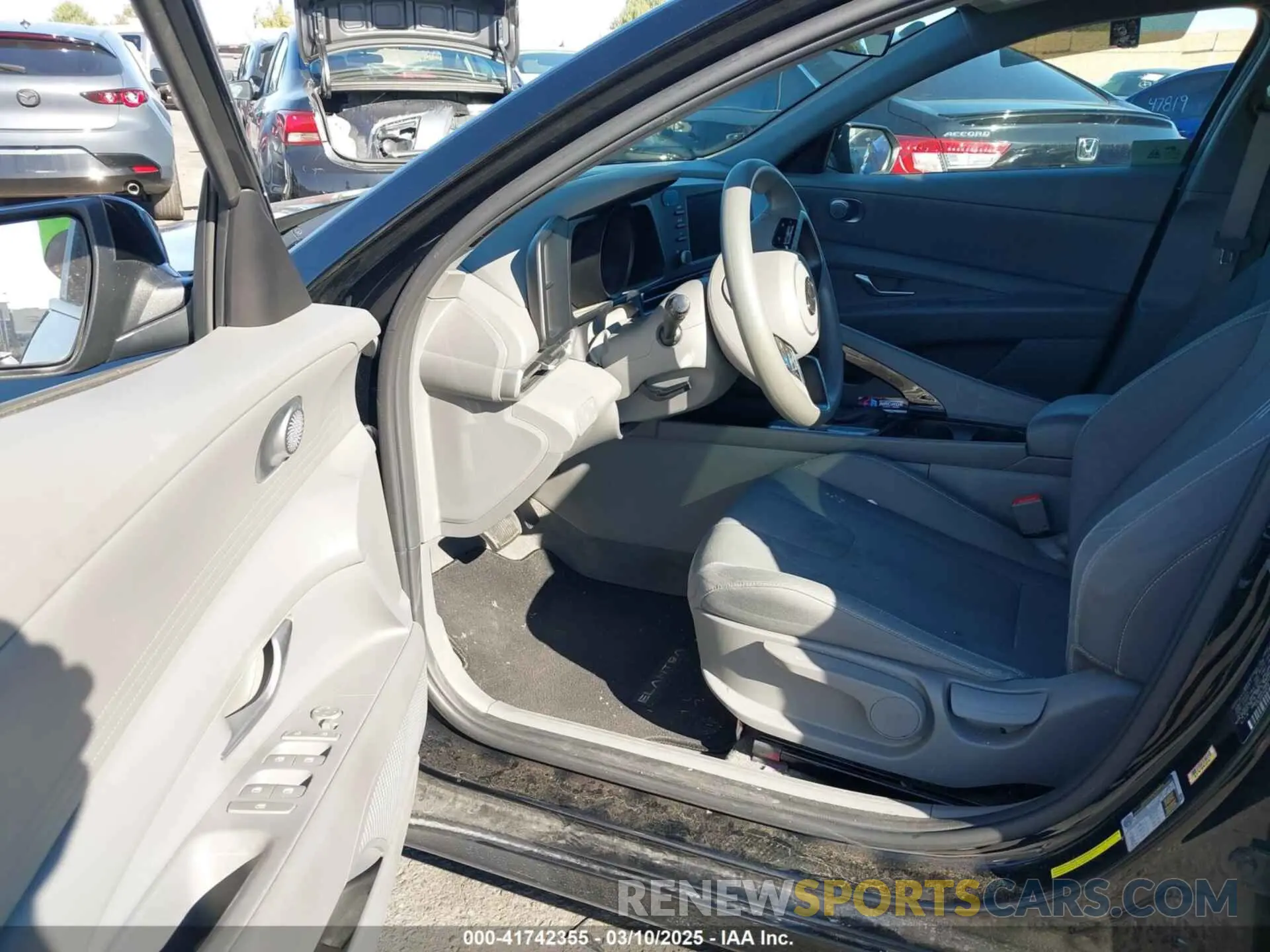 5 Photograph of a damaged car KMHLM4AJ8MU012133 HYUNDAI ELANTRA HYBRID 2021