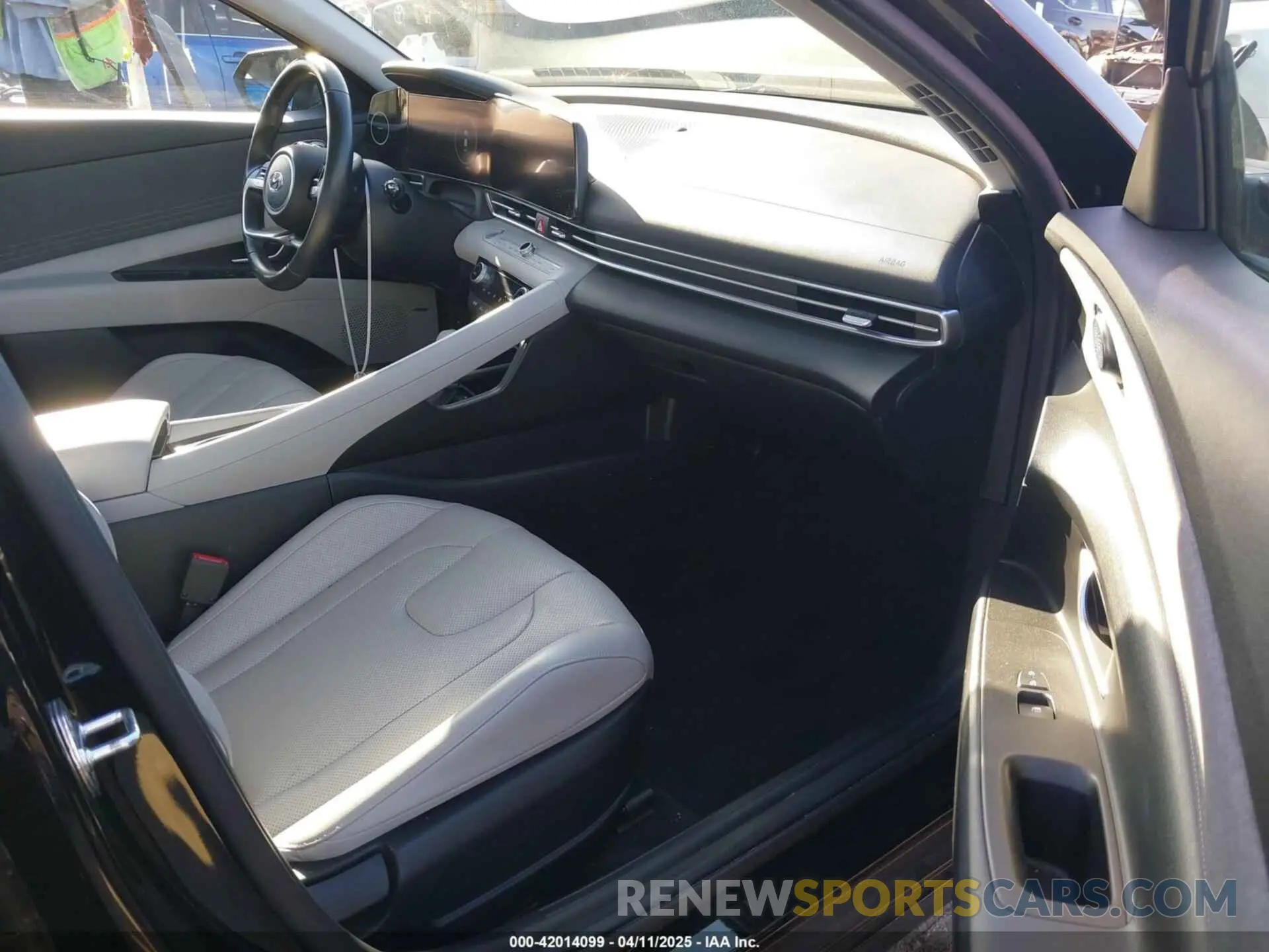 5 Photograph of a damaged car KMHLN4AJ4MU005340 HYUNDAI ELANTRA HYBRID 2021
