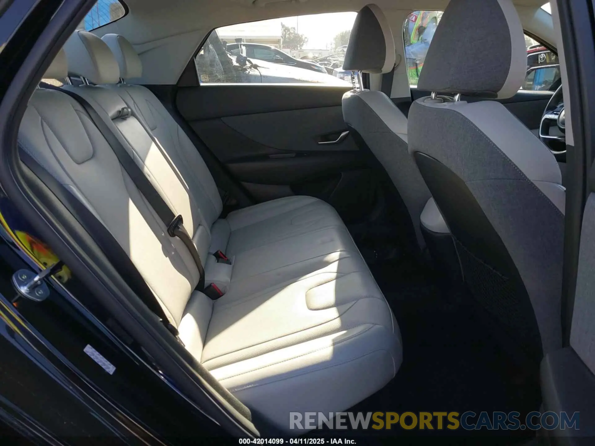8 Photograph of a damaged car KMHLN4AJ4MU005340 HYUNDAI ELANTRA HYBRID 2021