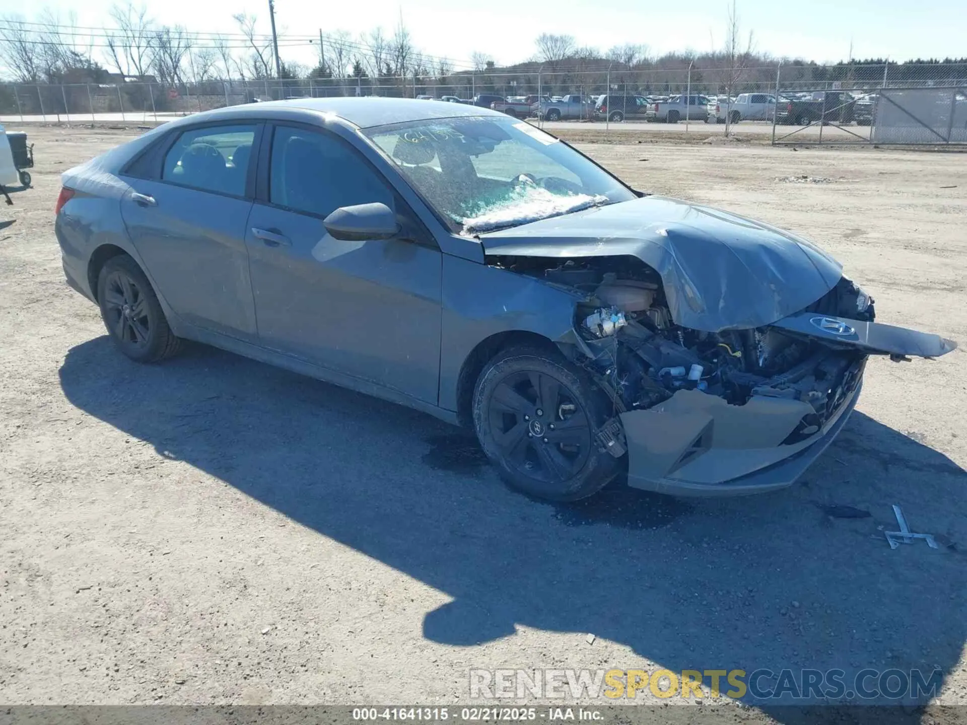 1 Photograph of a damaged car KMHLM4AJ1NU032127 HYUNDAI ELANTRA HYBRID 2022