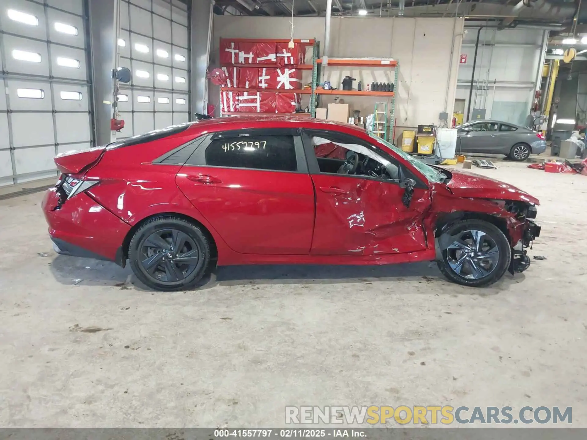 13 Photograph of a damaged car KMHLM4AJ7NU030804 HYUNDAI ELANTRA HYBRID 2022
