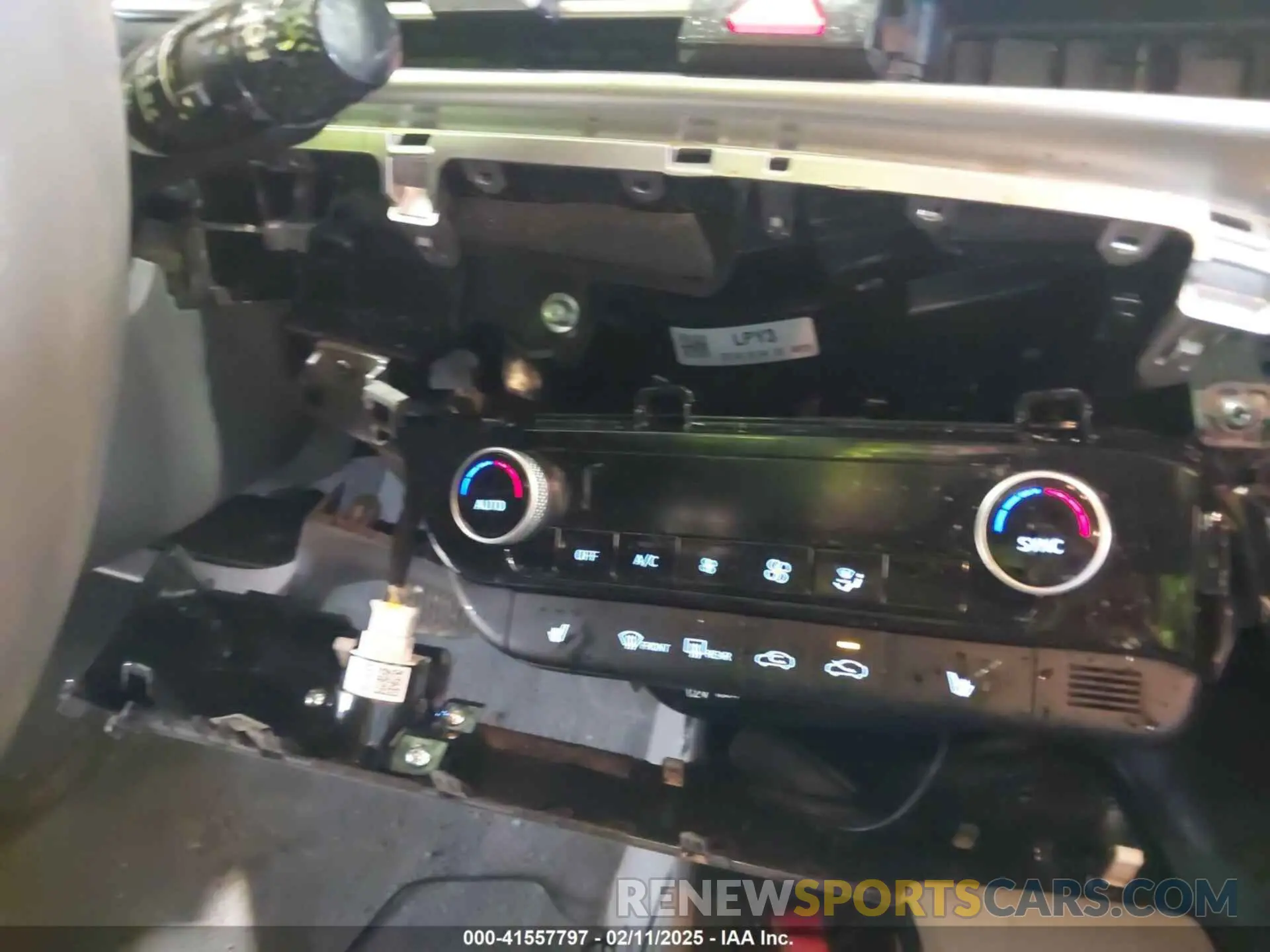 18 Photograph of a damaged car KMHLM4AJ7NU030804 HYUNDAI ELANTRA HYBRID 2022