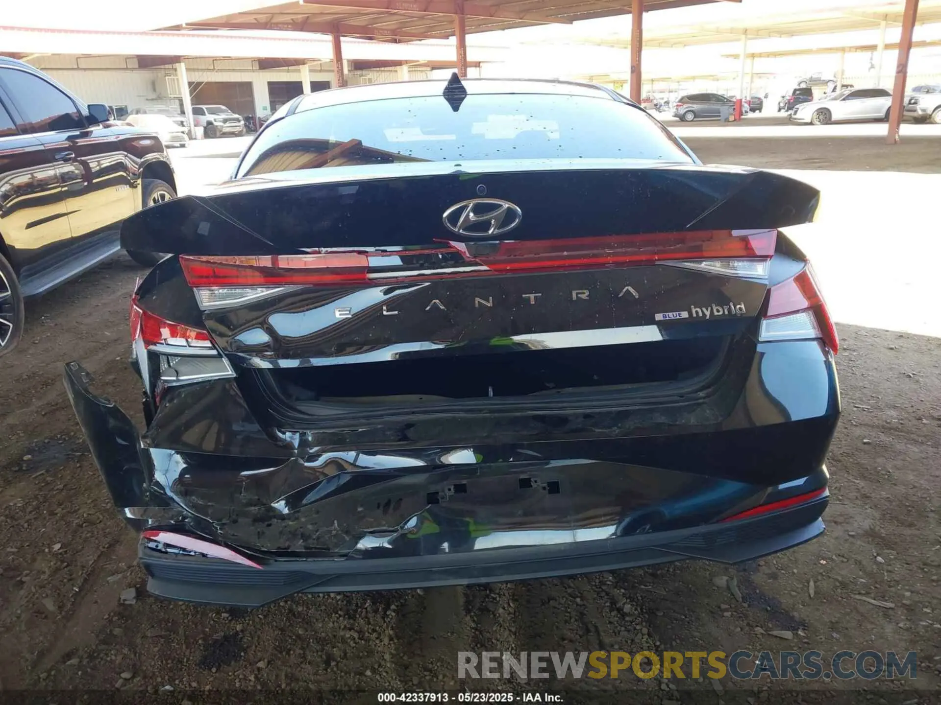 6 Photograph of a damaged car KMHLM4AJ8NU032349 HYUNDAI ELANTRA HYBRID 2022