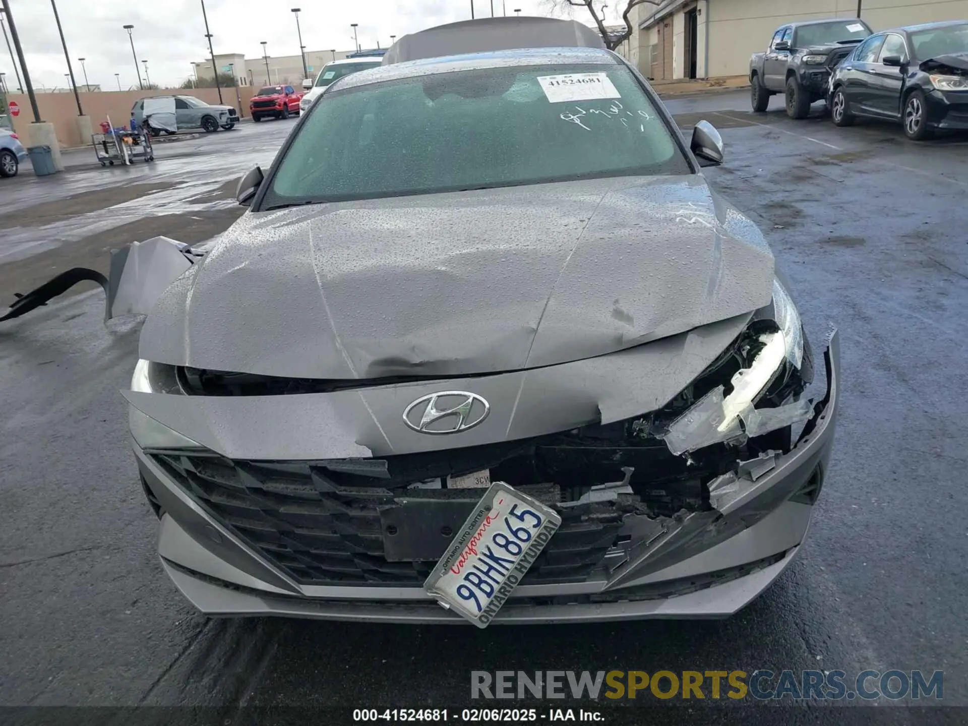 13 Photograph of a damaged car KMHLM4AJ9NU031372 HYUNDAI ELANTRA HYBRID 2022