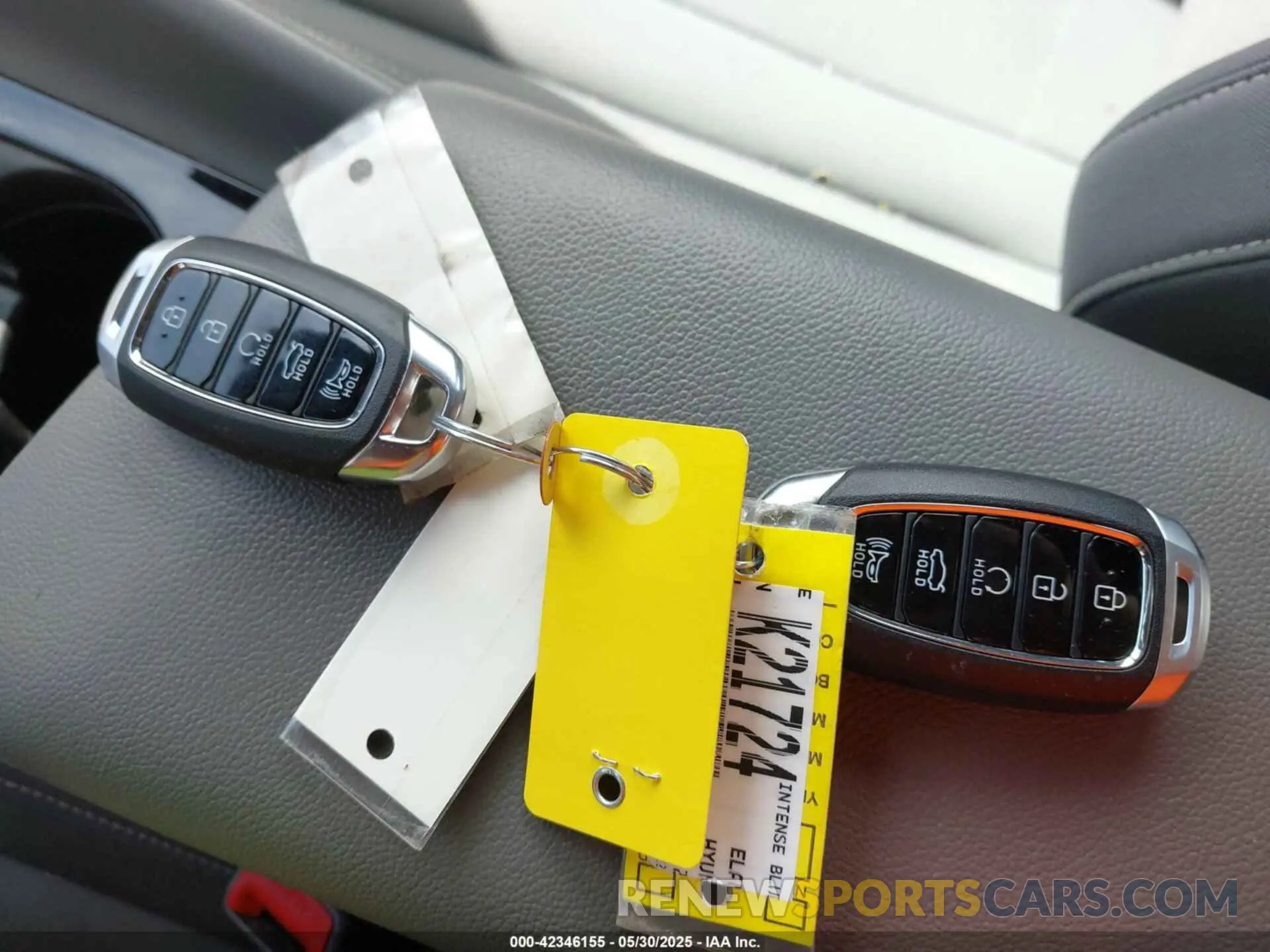 11 Photograph of a damaged car KMHLM4AJXNU021093 HYUNDAI ELANTRA HYBRID 2022