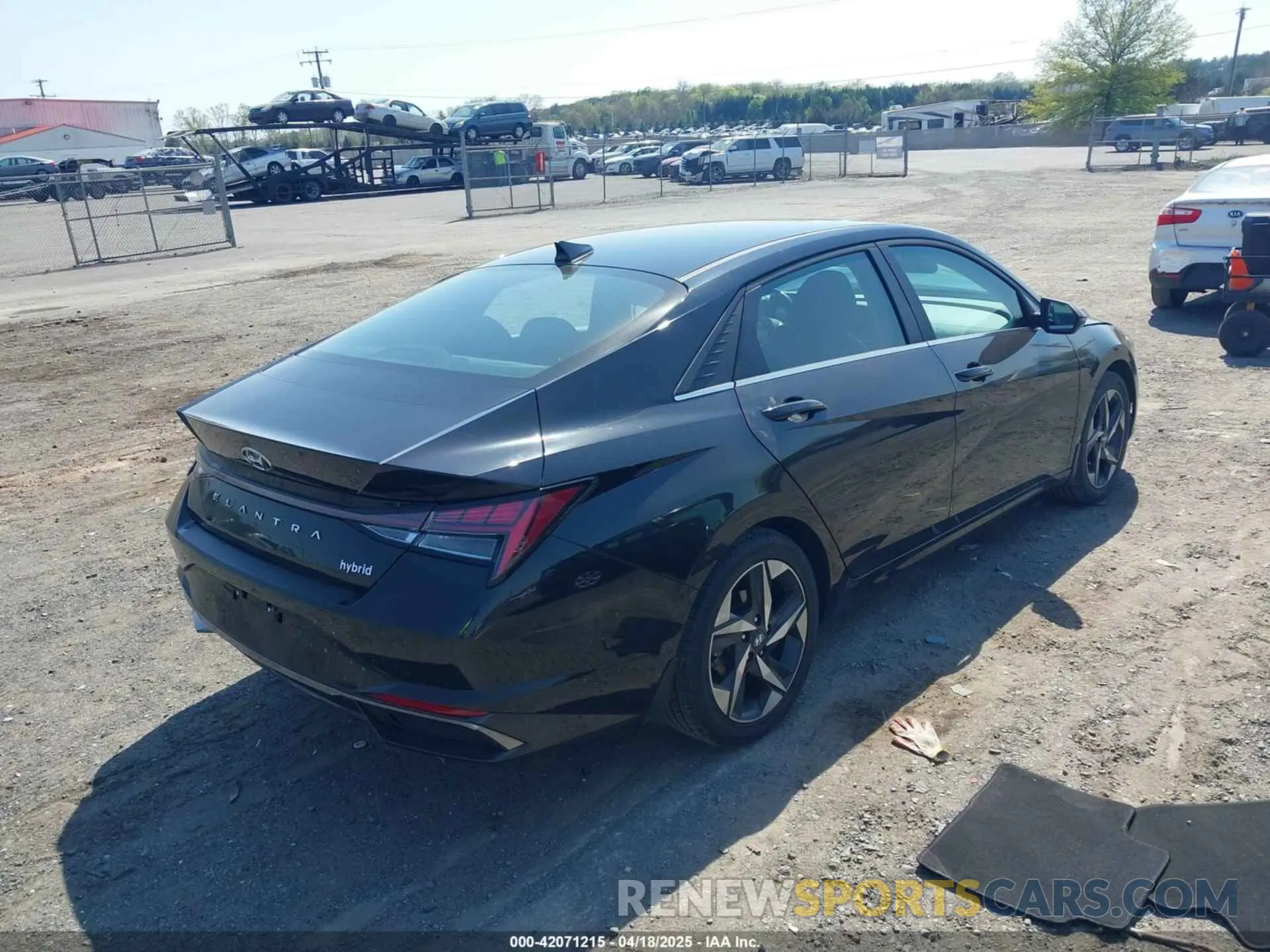 4 Photograph of a damaged car KMHLN4AJ8NU014611 HYUNDAI ELANTRA HYBRID 2022