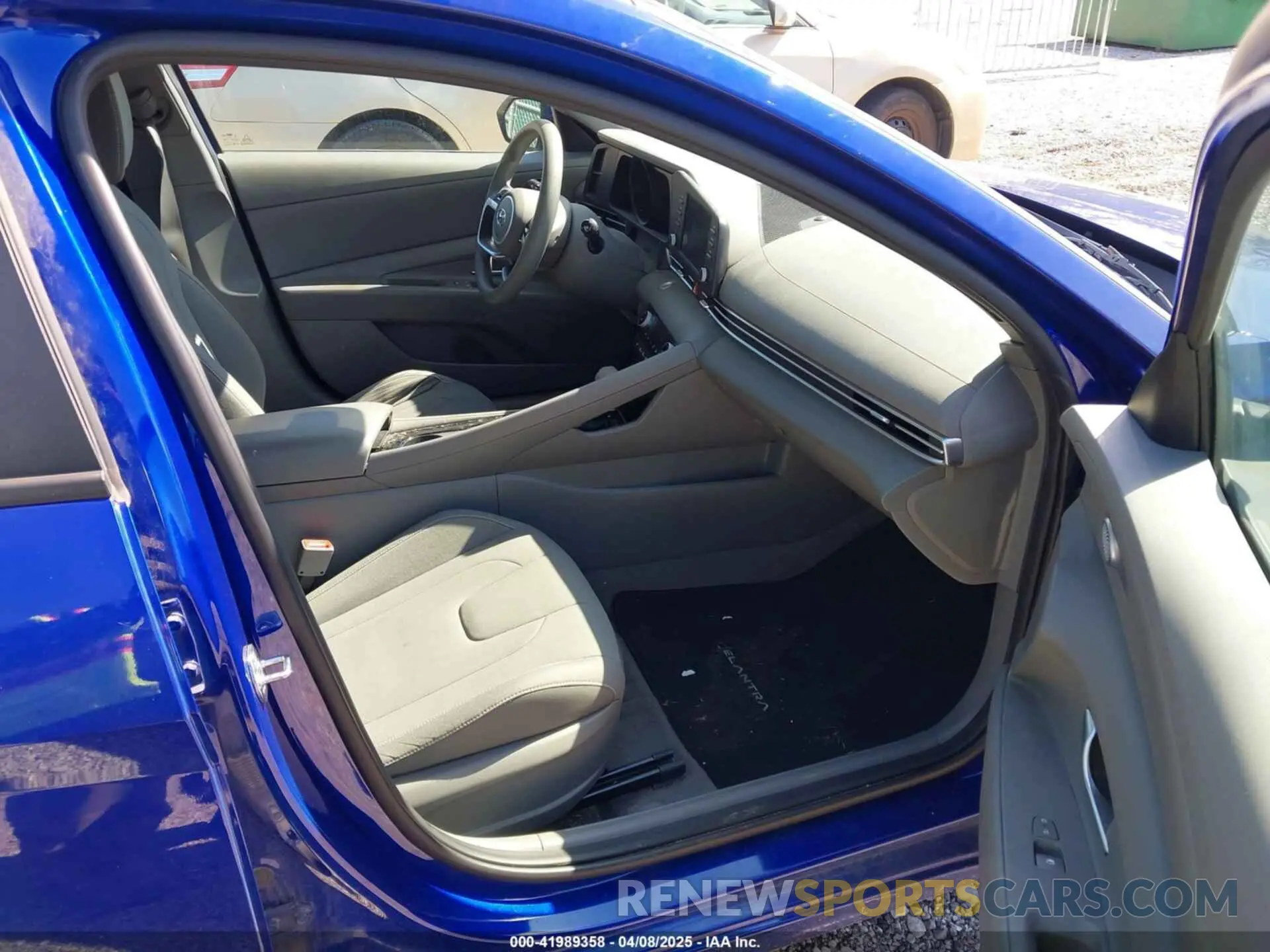 5 Photograph of a damaged car KMHLM4AJ0PU052419 HYUNDAI ELANTRA HYBRID 2023