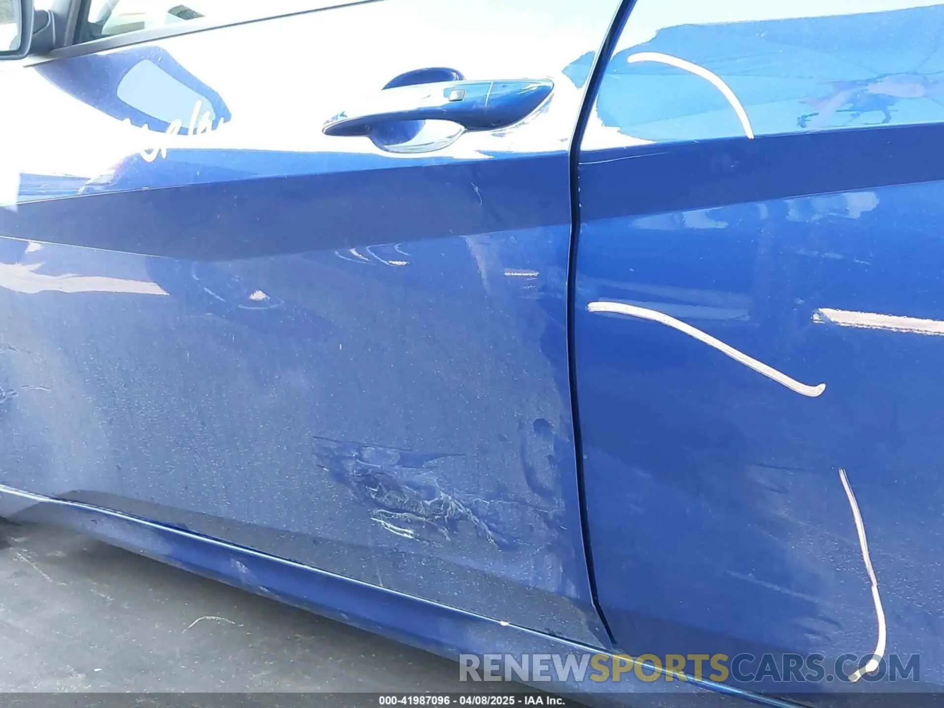 18 Photograph of a damaged car KMHLM4AJ1PU073473 HYUNDAI ELANTRA HYBRID 2023