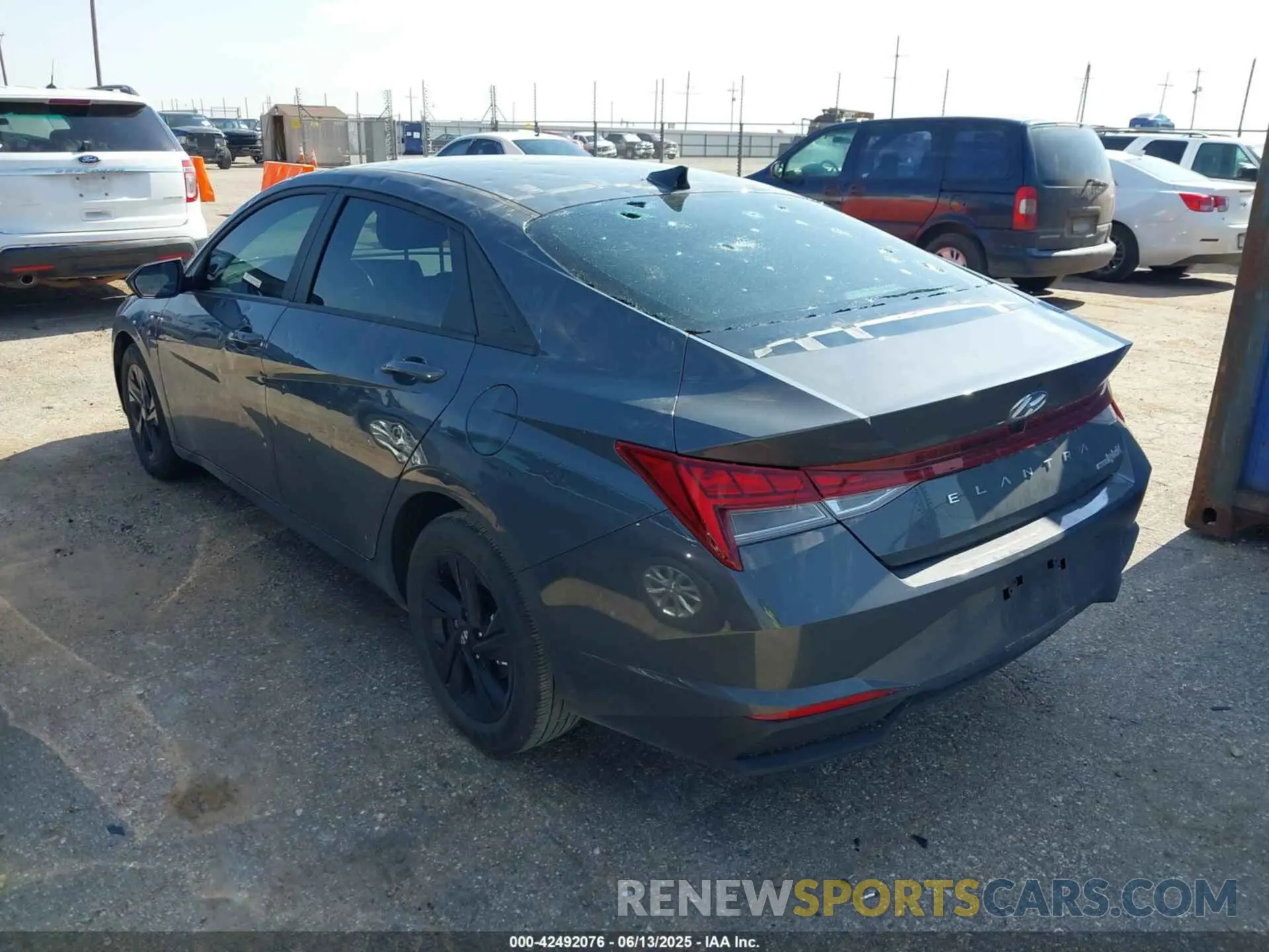 3 Photograph of a damaged car KMHLM4AJ1PU086272 HYUNDAI ELANTRA HYBRID 2023