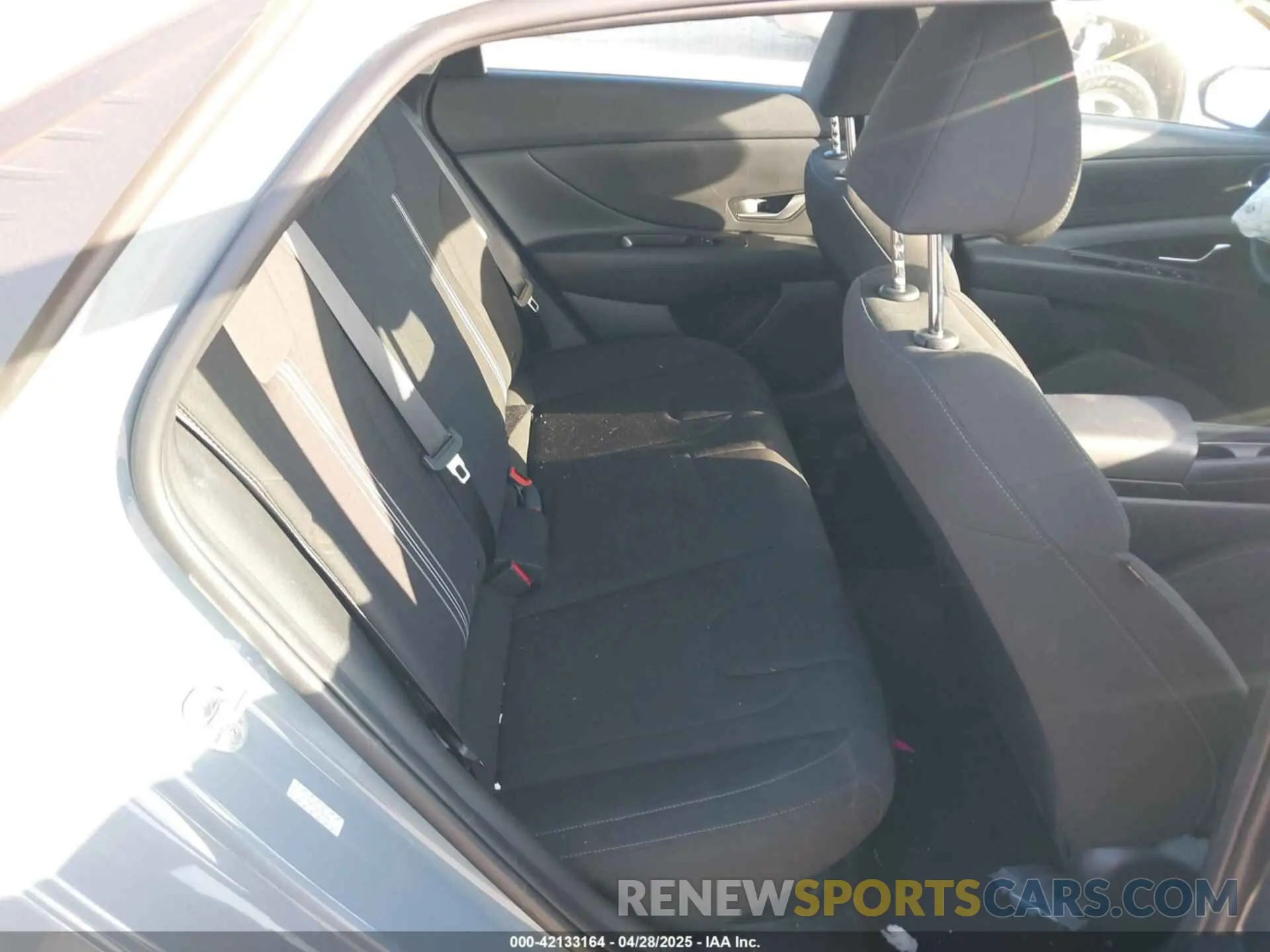 8 Photograph of a damaged car KMHLM4AJ2PU040417 HYUNDAI ELANTRA HYBRID 2023