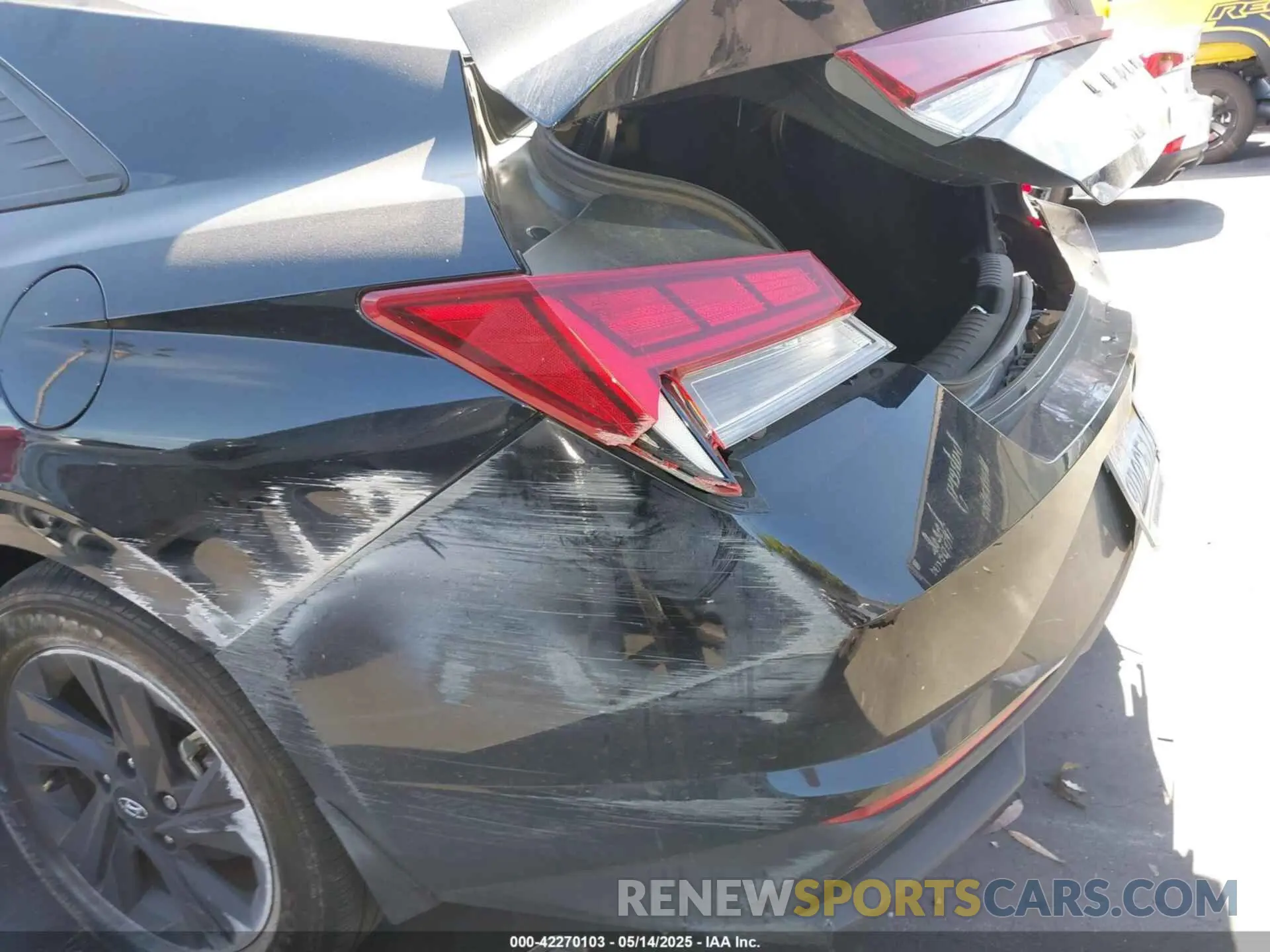 22 Photograph of a damaged car KMHLM4AJ2PU044547 HYUNDAI ELANTRA HYBRID 2023