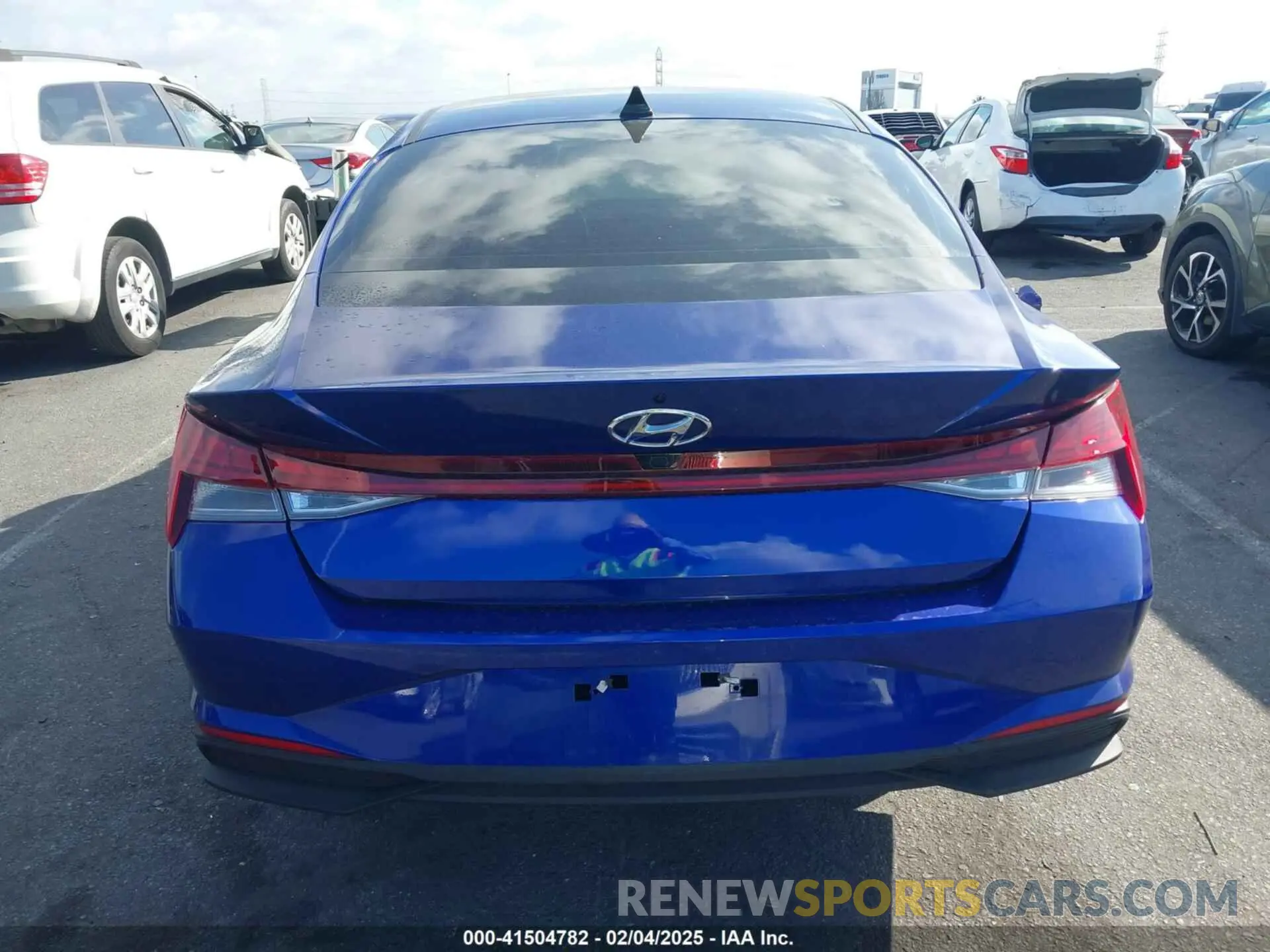 17 Photograph of a damaged car KMHLM4AJ4PU082409 HYUNDAI ELANTRA HYBRID 2023