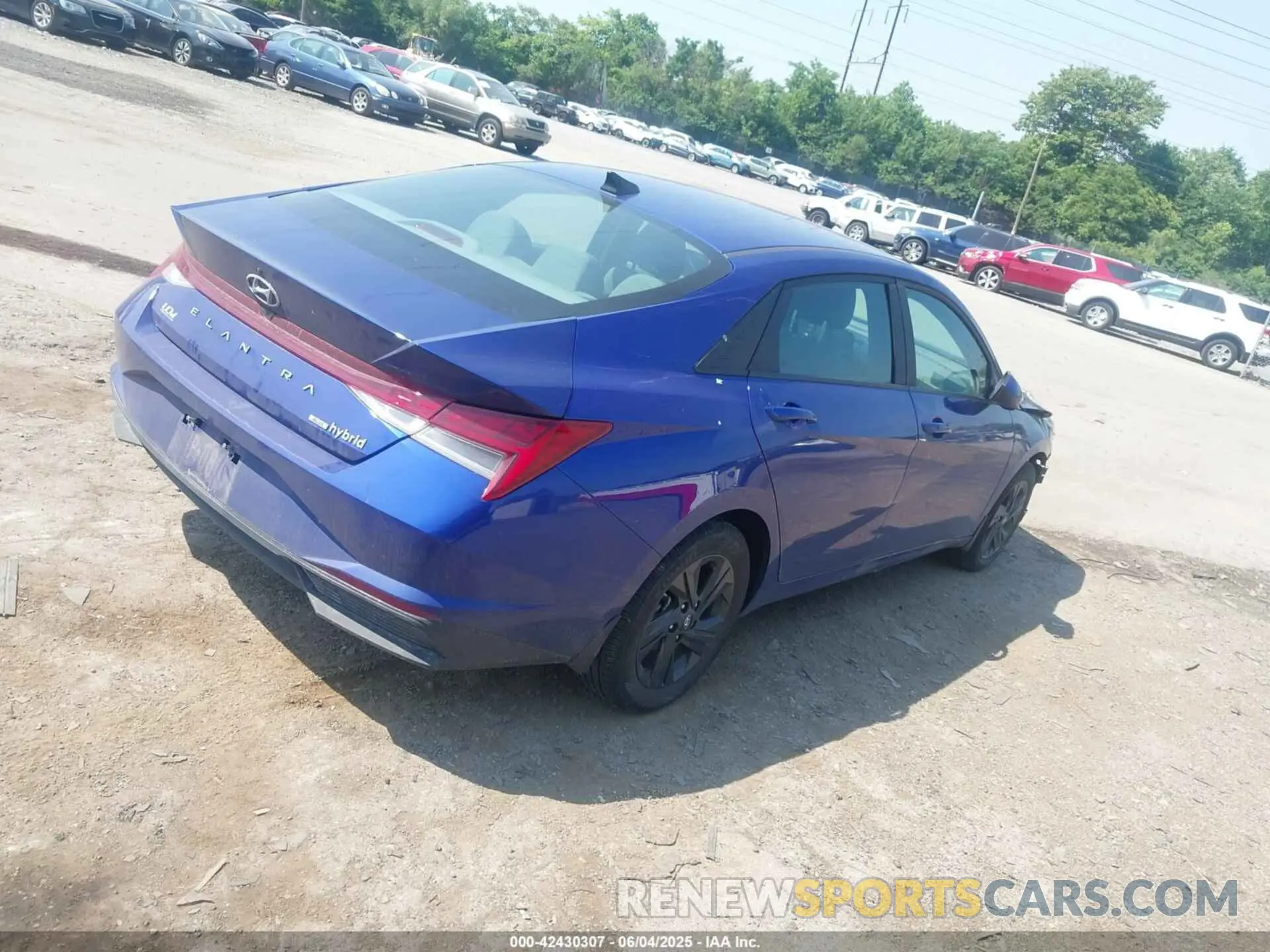 4 Photograph of a damaged car KMHLM4AJ5PU054764 HYUNDAI ELANTRA HYBRID 2023