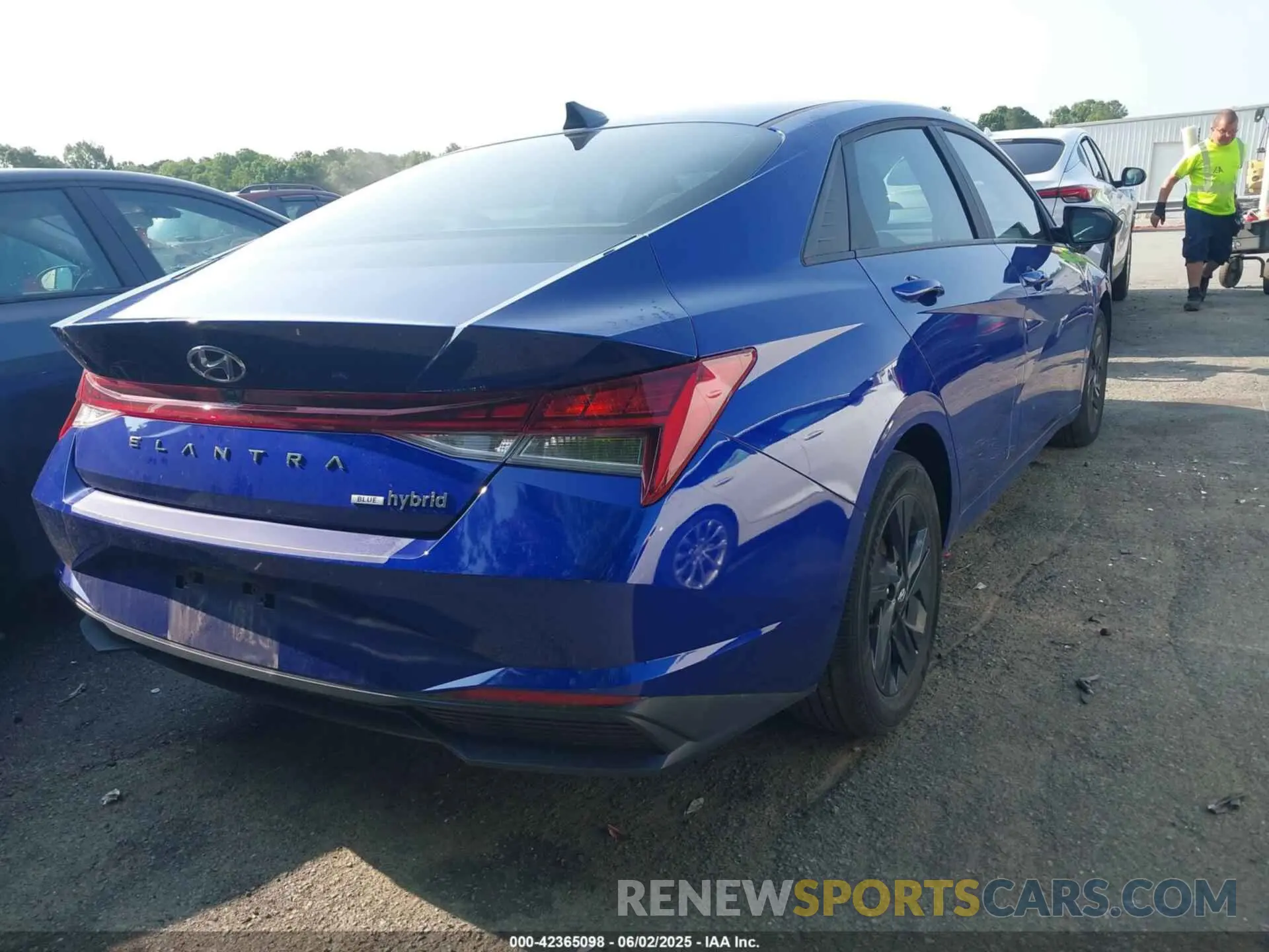 4 Photograph of a damaged car KMHLM4AJ7PU055642 HYUNDAI ELANTRA HYBRID 2023