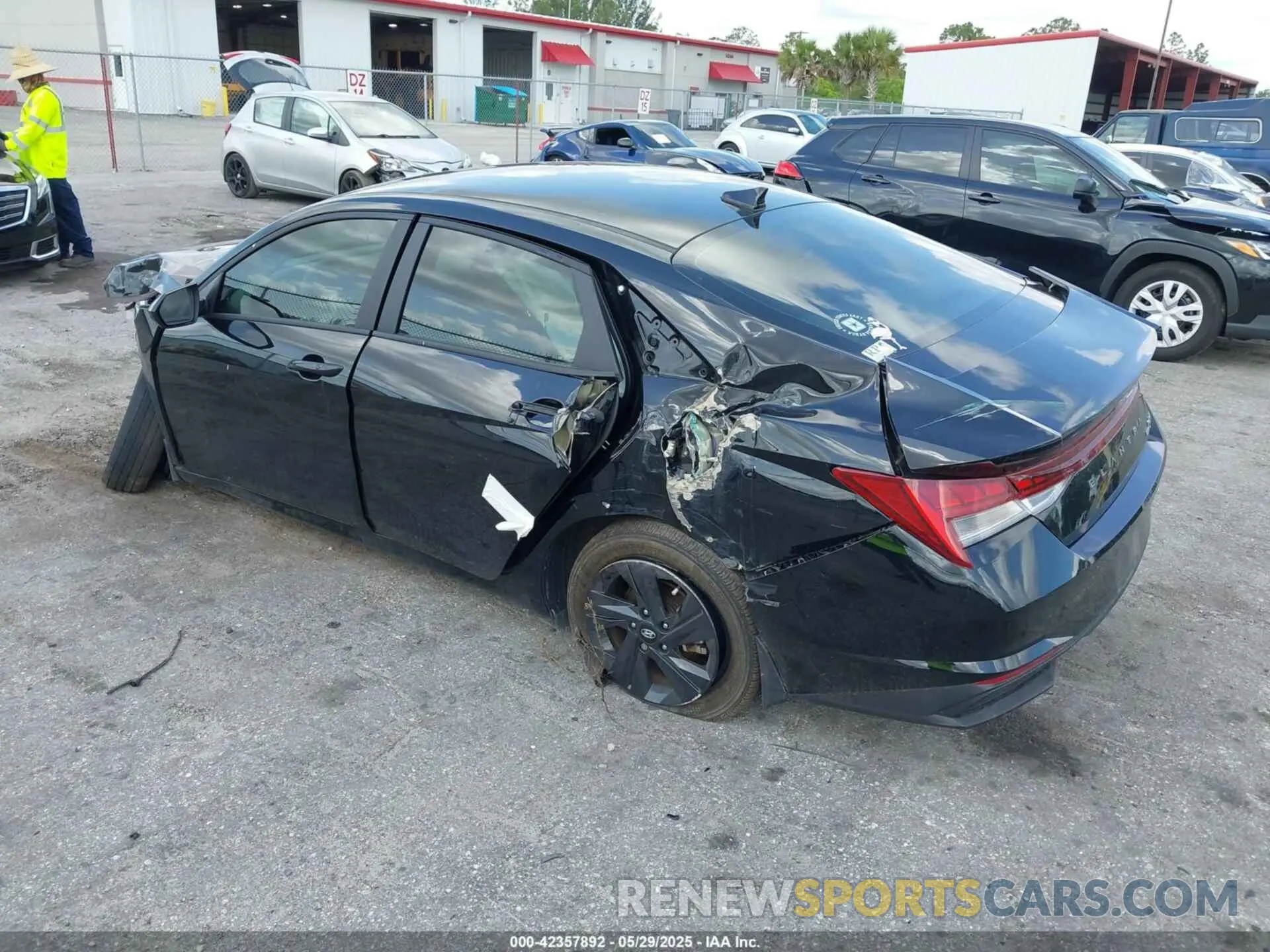 3 Photograph of a damaged car KMHLM4AJ8PU043144 HYUNDAI ELANTRA HYBRID 2023