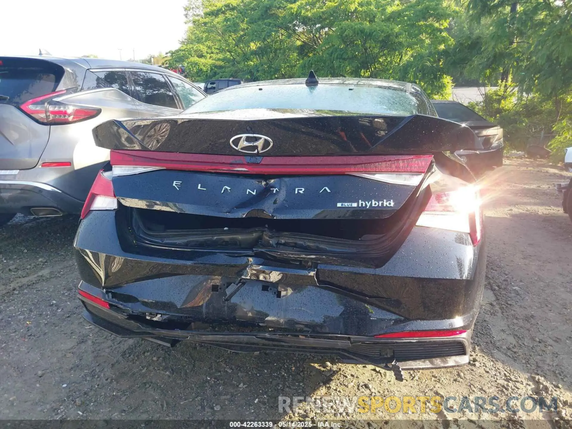 6 Photograph of a damaged car KMHLM4AJ8PU073972 HYUNDAI ELANTRA HYBRID 2023