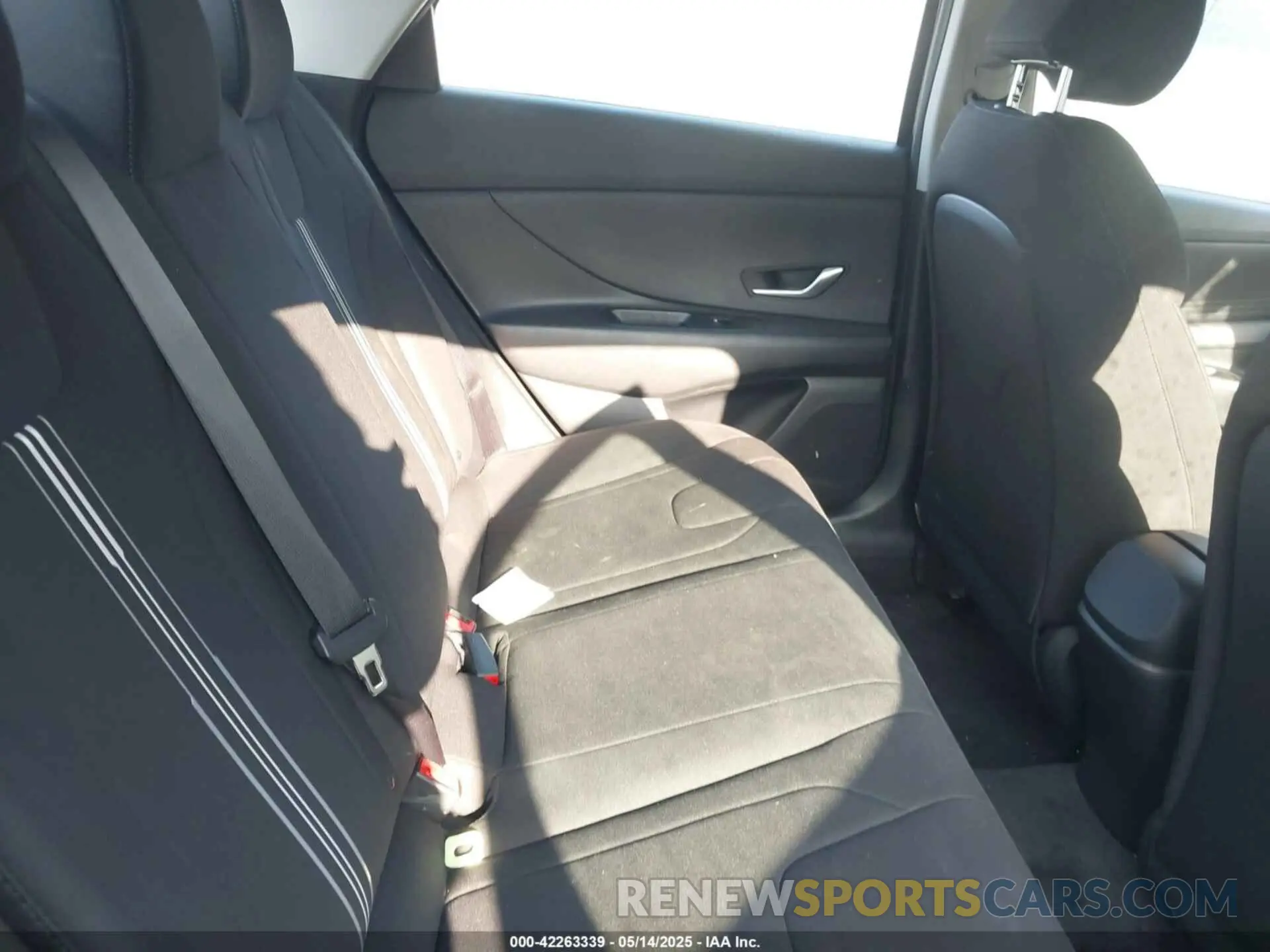 8 Photograph of a damaged car KMHLM4AJ8PU073972 HYUNDAI ELANTRA HYBRID 2023